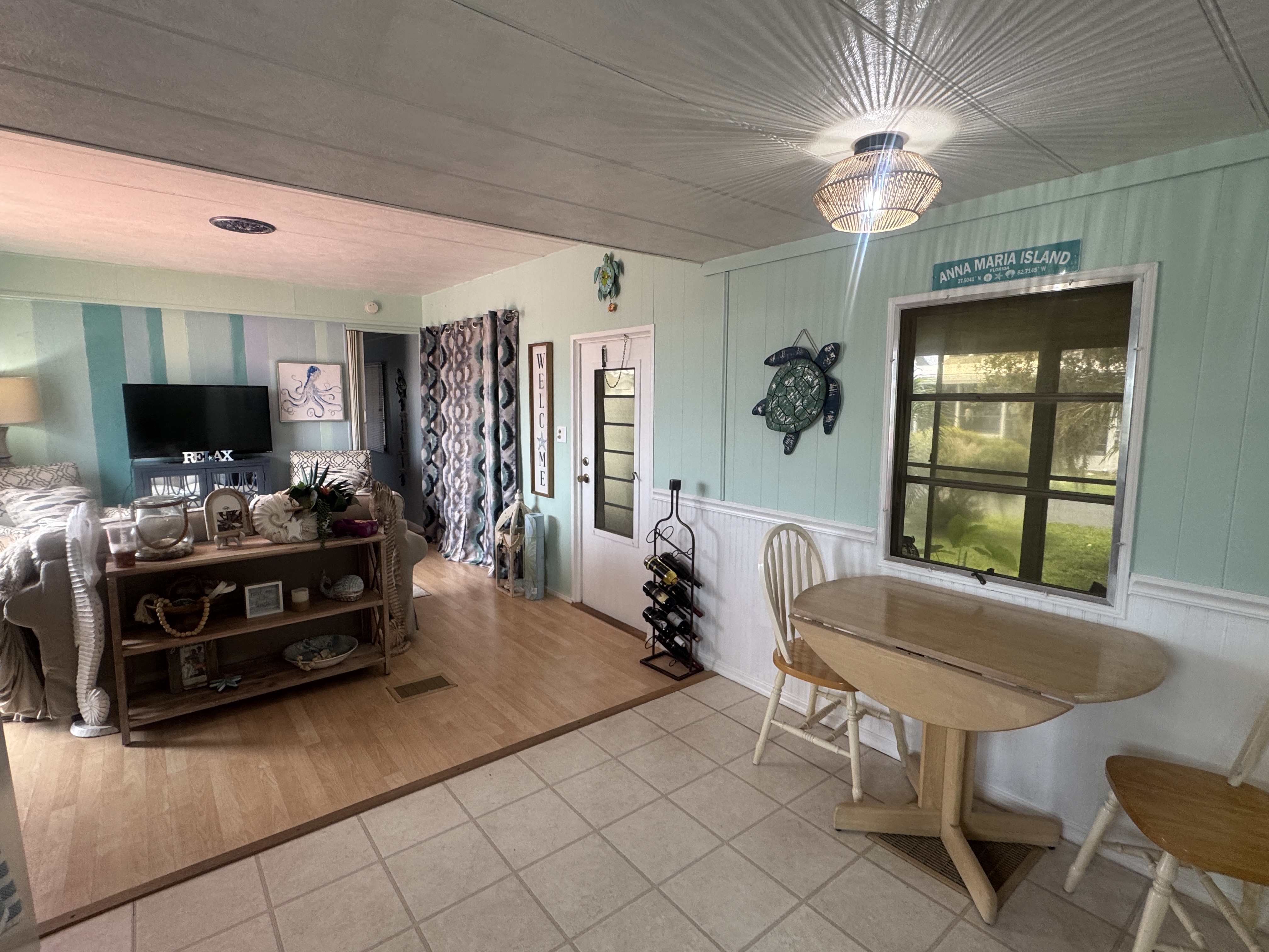 916 52nd Avenue Lane West, Lot L915, Bradenton, Florida 34207, 2 Bedrooms Bedrooms, ,2 BathroomsBathrooms,55-Plus Mobile Home,For Sale,52nd Avenue Lane West, Lot L915,3924