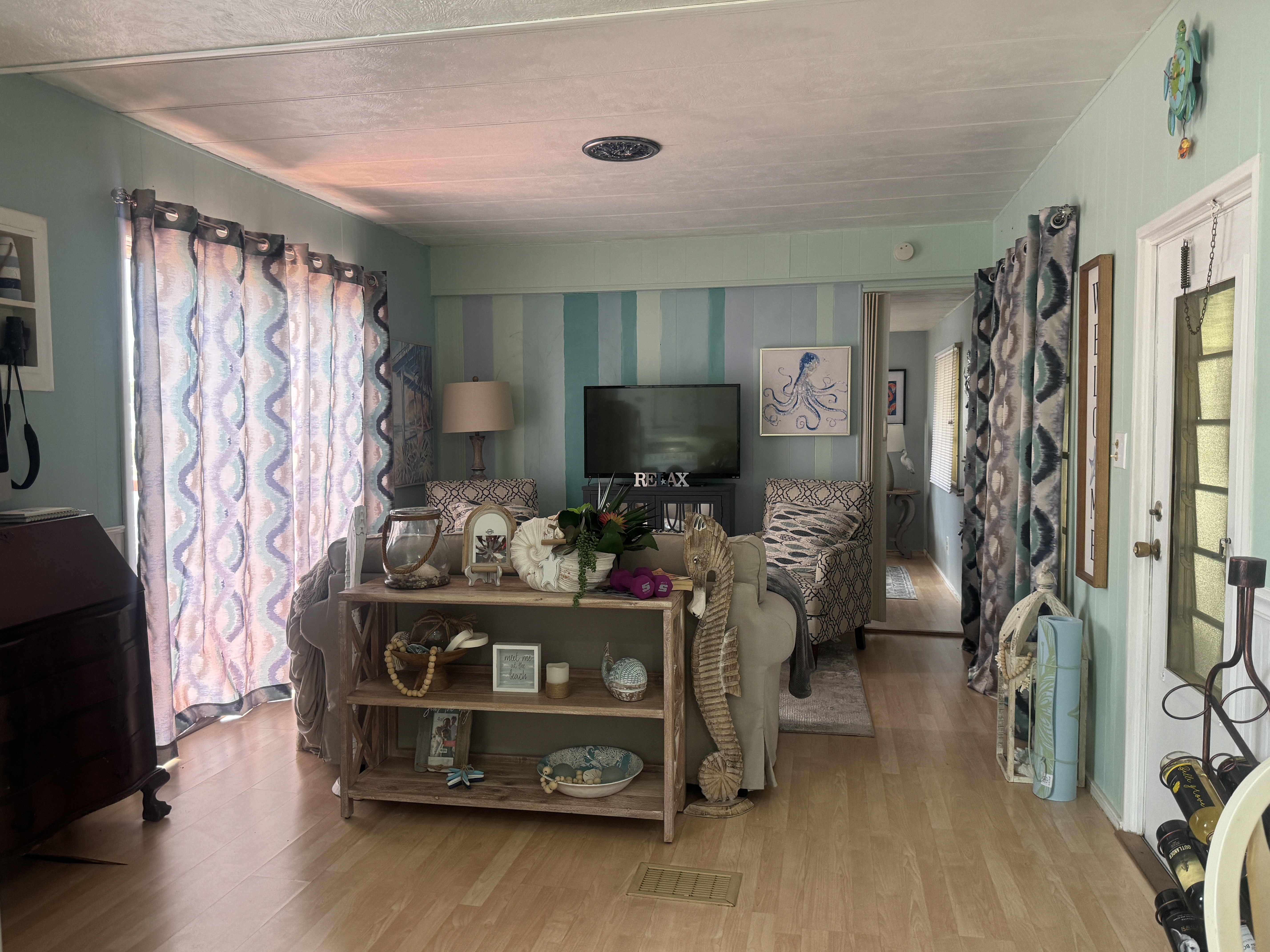 916 52nd Avenue Lane West, Lot L915, Bradenton, Florida 34207, 2 Bedrooms Bedrooms, ,2 BathroomsBathrooms,55-Plus Mobile Home,For Sale,52nd Avenue Lane West, Lot L915,3924