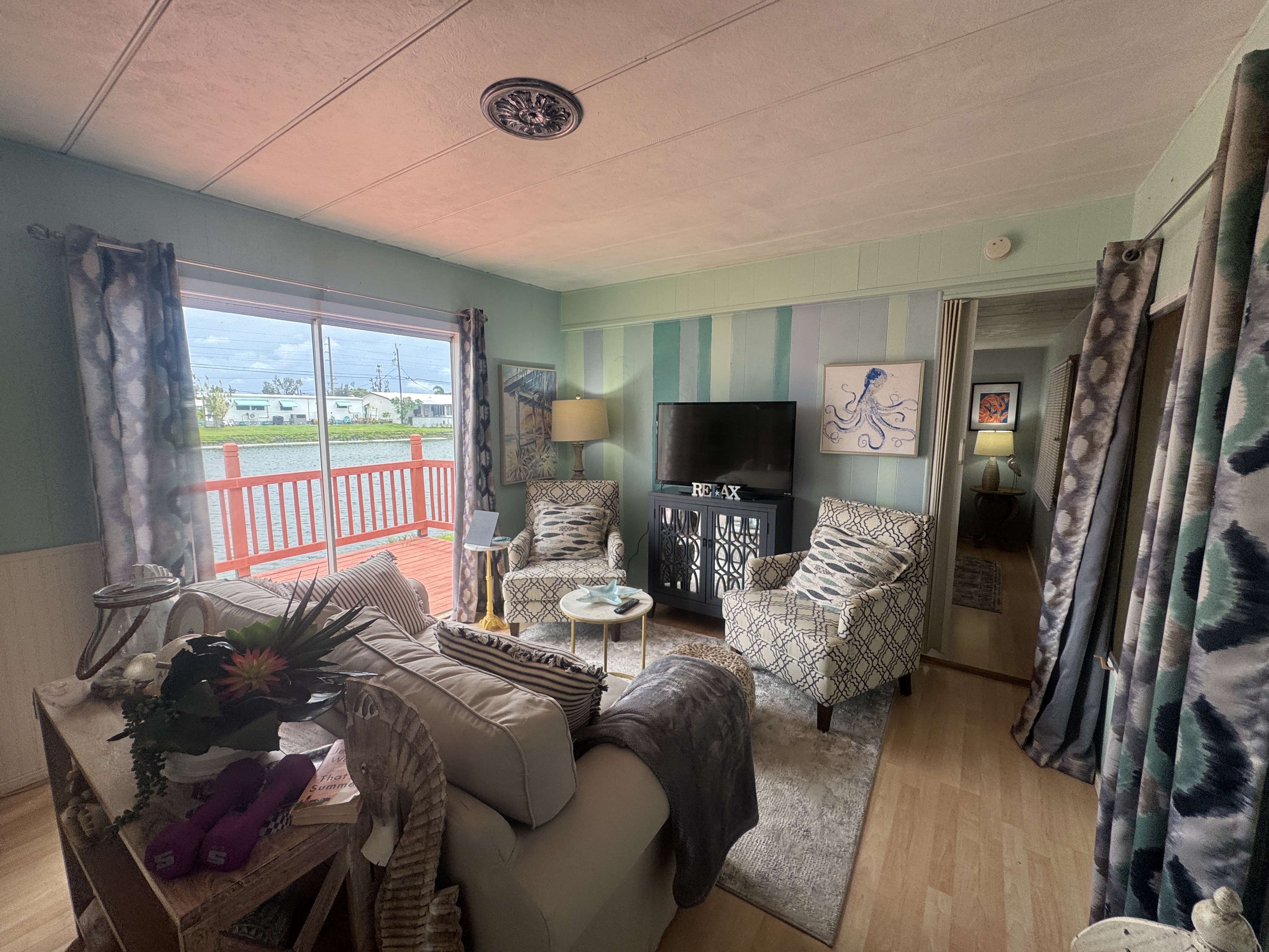 916 52nd Avenue Lane West, Lot L915, Bradenton, Florida 34207, 2 Bedrooms Bedrooms, ,2 BathroomsBathrooms,55-Plus Mobile Home,For Sale,52nd Avenue Lane West, Lot L915,3924