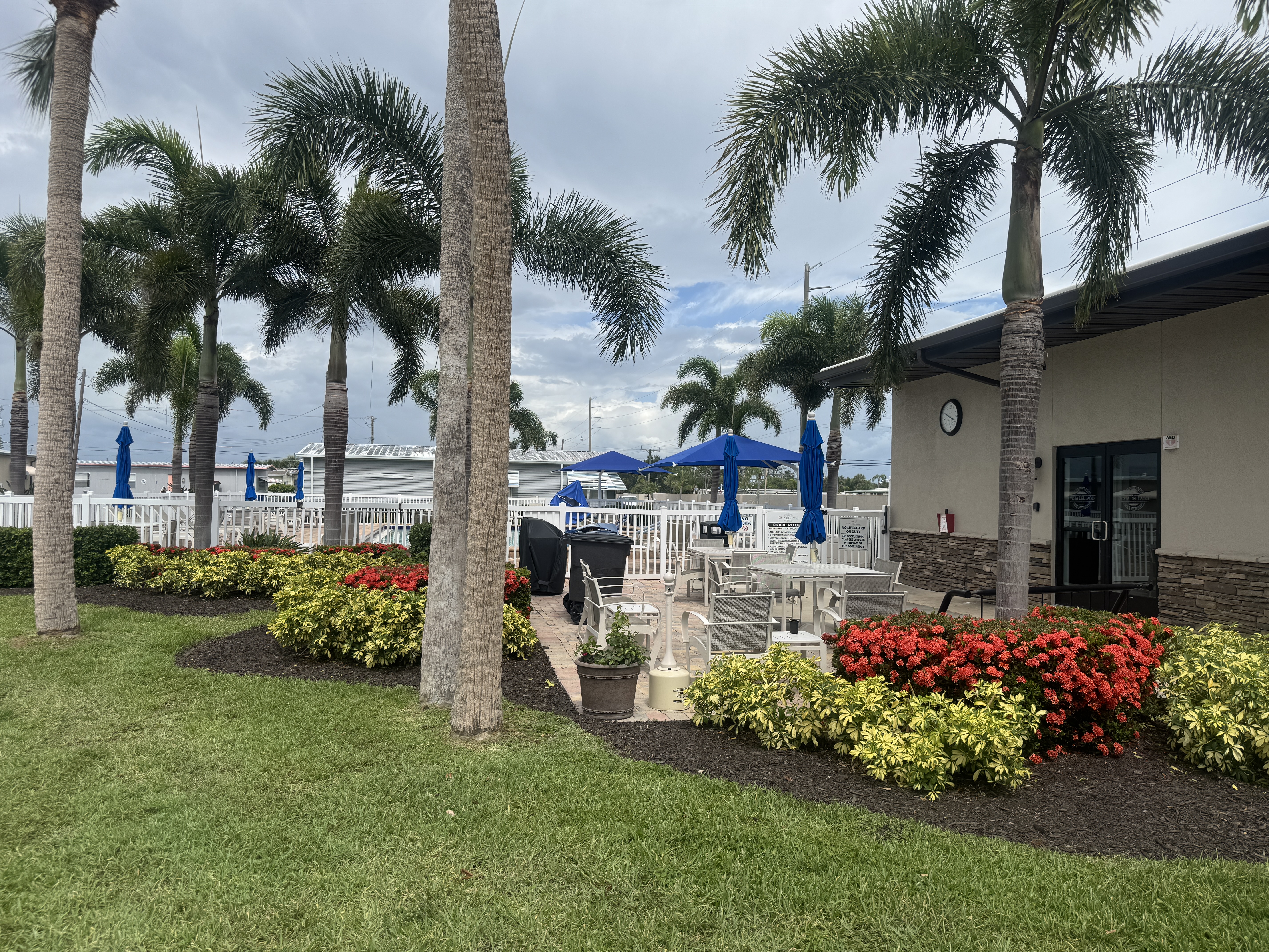 916 52nd Avenue Lane West, Lot L915, Bradenton, Florida 34207, 2 Bedrooms Bedrooms, ,2 BathroomsBathrooms,55-Plus Mobile Home,For Sale,52nd Avenue Lane West, Lot L915,3924