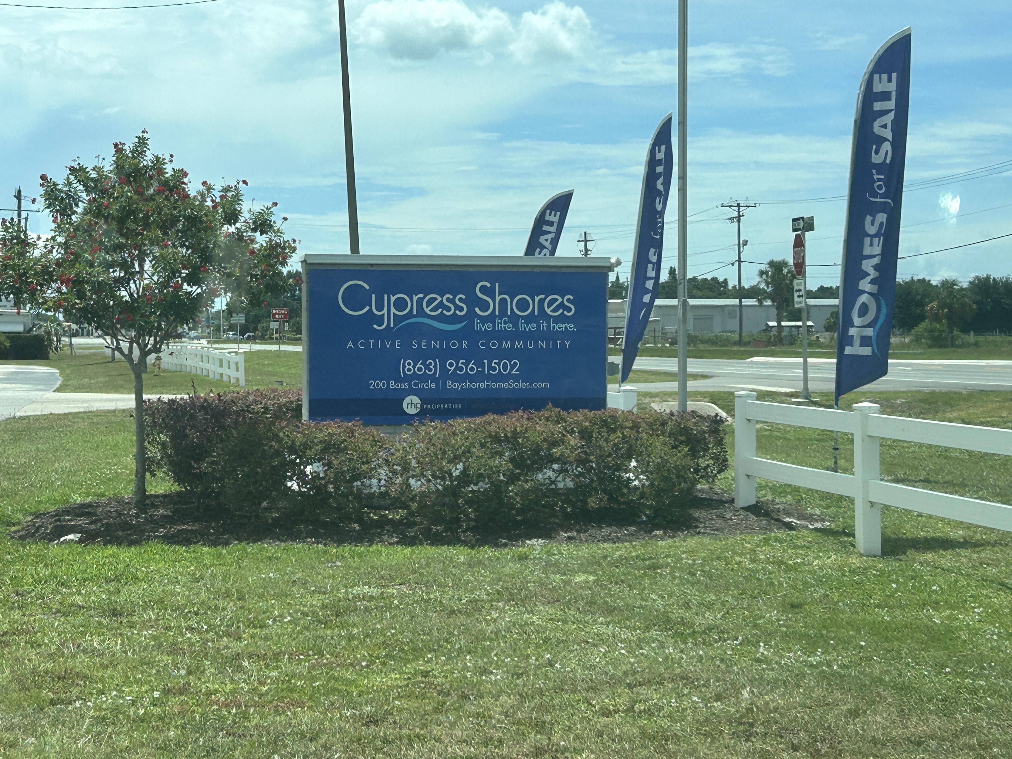 19 Garden Way, Winter Haven, Florida 33881, 2 Bedrooms Bedrooms, ,1.5 BathroomsBathrooms,55-Plus Mobile Home,For Sale,Garden Way,3930