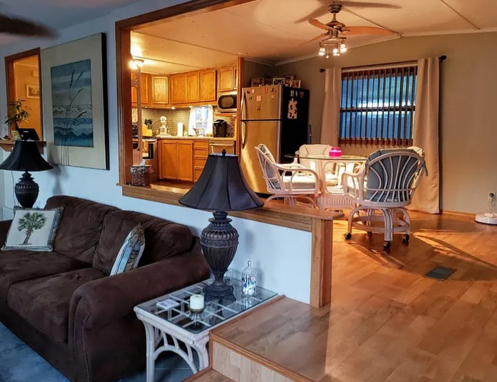3223 Lockwood Ridge Road, Lot 117, Sarasota, Florida 34234, 2 Bedrooms Bedrooms, ,1.5 BathroomsBathrooms,55-Plus Mobile Home,For Sale,Lockwood Ridge Road, Lot 117,3932
