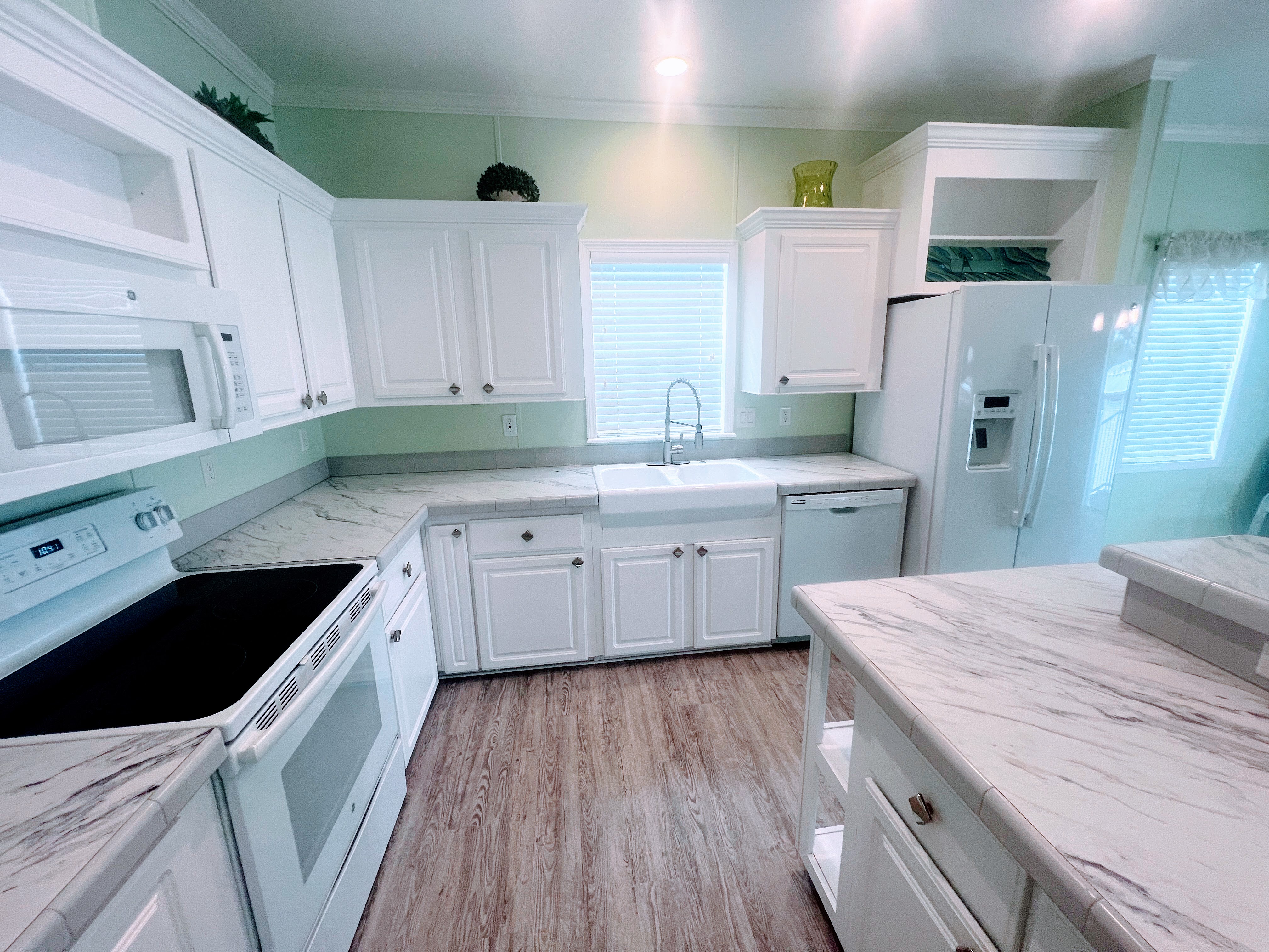 3300 Alt 19 N, Lot 31, Dunedin, Florida 34698, 2 Bedrooms Bedrooms, ,2 BathroomsBathrooms,55-Plus Mobile Home,For Sale,Alt 19 N, Lot 31,3936