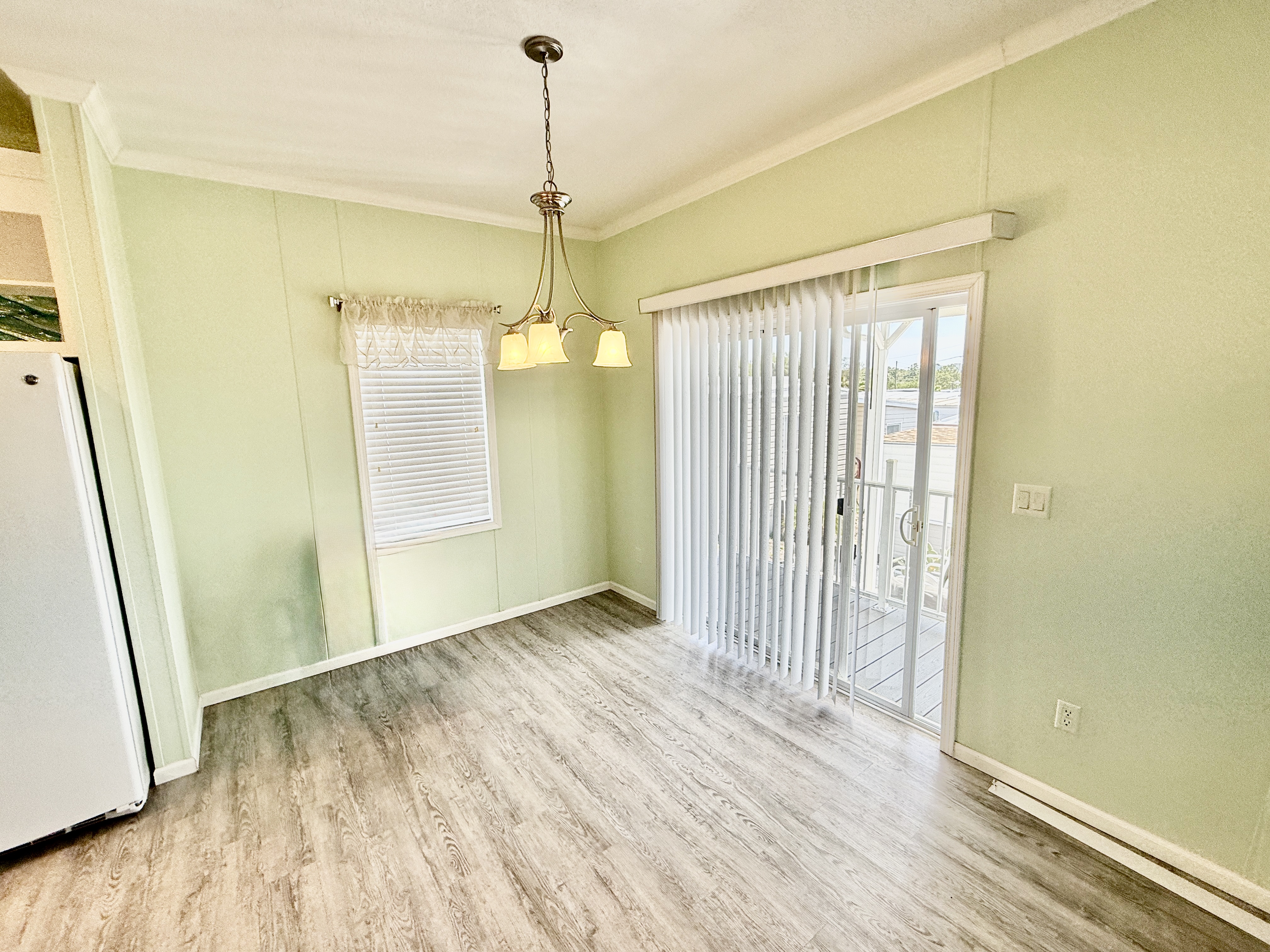 3300 Alt 19 N, Lot 31, Dunedin, Florida 34698, 2 Bedrooms Bedrooms, ,2 BathroomsBathrooms,55-Plus Mobile Home,For Sale,Alt 19 N, Lot 31,3936