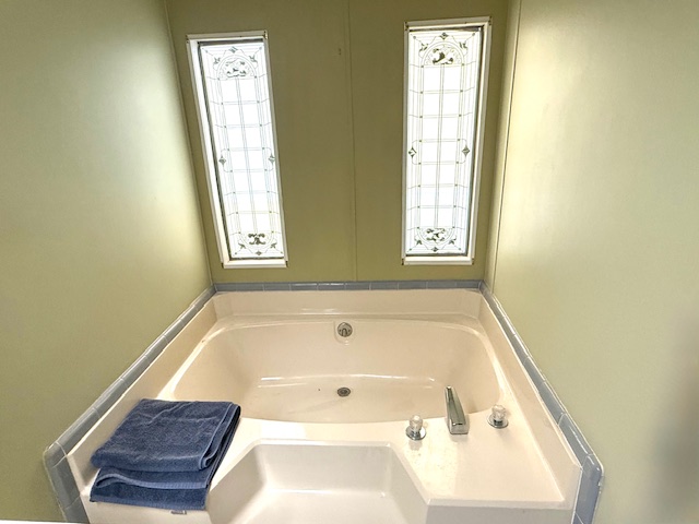 100 Hampton Road, Lot 84, Clearwater, Florida 33759, 2 Bedrooms Bedrooms, ,2 BathroomsBathrooms,55-Plus Mobile Home,For Sale,Hampton Road, Lot 84,3937