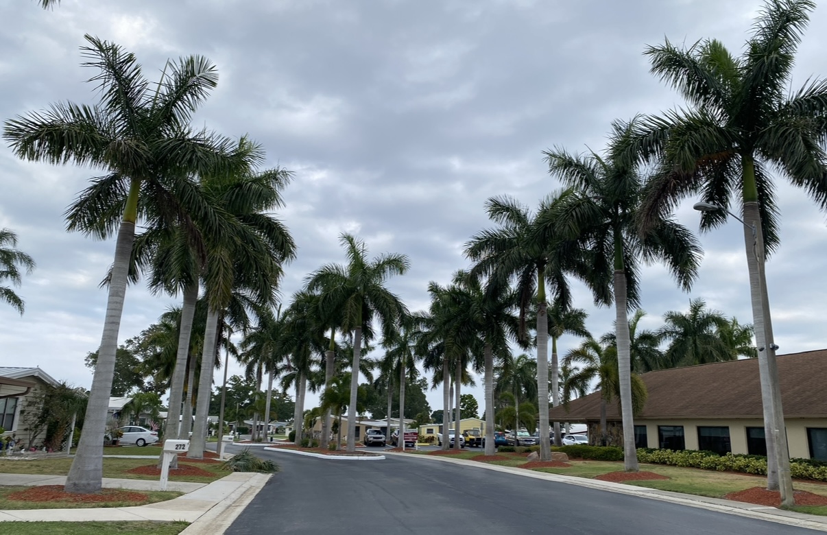 100 Hampton Road, Lot 84, Clearwater, Florida 33759, 2 Bedrooms Bedrooms, ,2 BathroomsBathrooms,55-Plus Mobile Home,For Sale,Hampton Road, Lot 84,3937