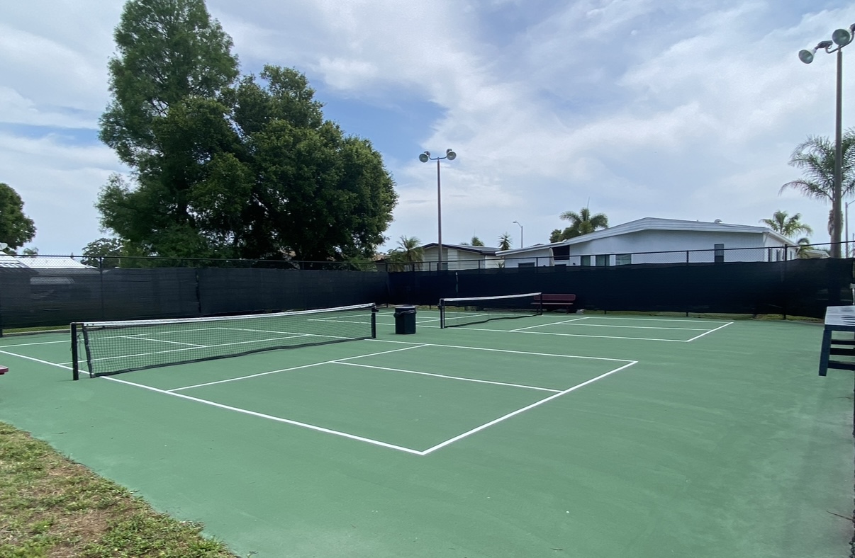 100 Hampton Road, Lot 84, Clearwater, Florida 33759, 2 Bedrooms Bedrooms, ,2 BathroomsBathrooms,55-Plus Mobile Home,For Sale,Hampton Road, Lot 84,3937