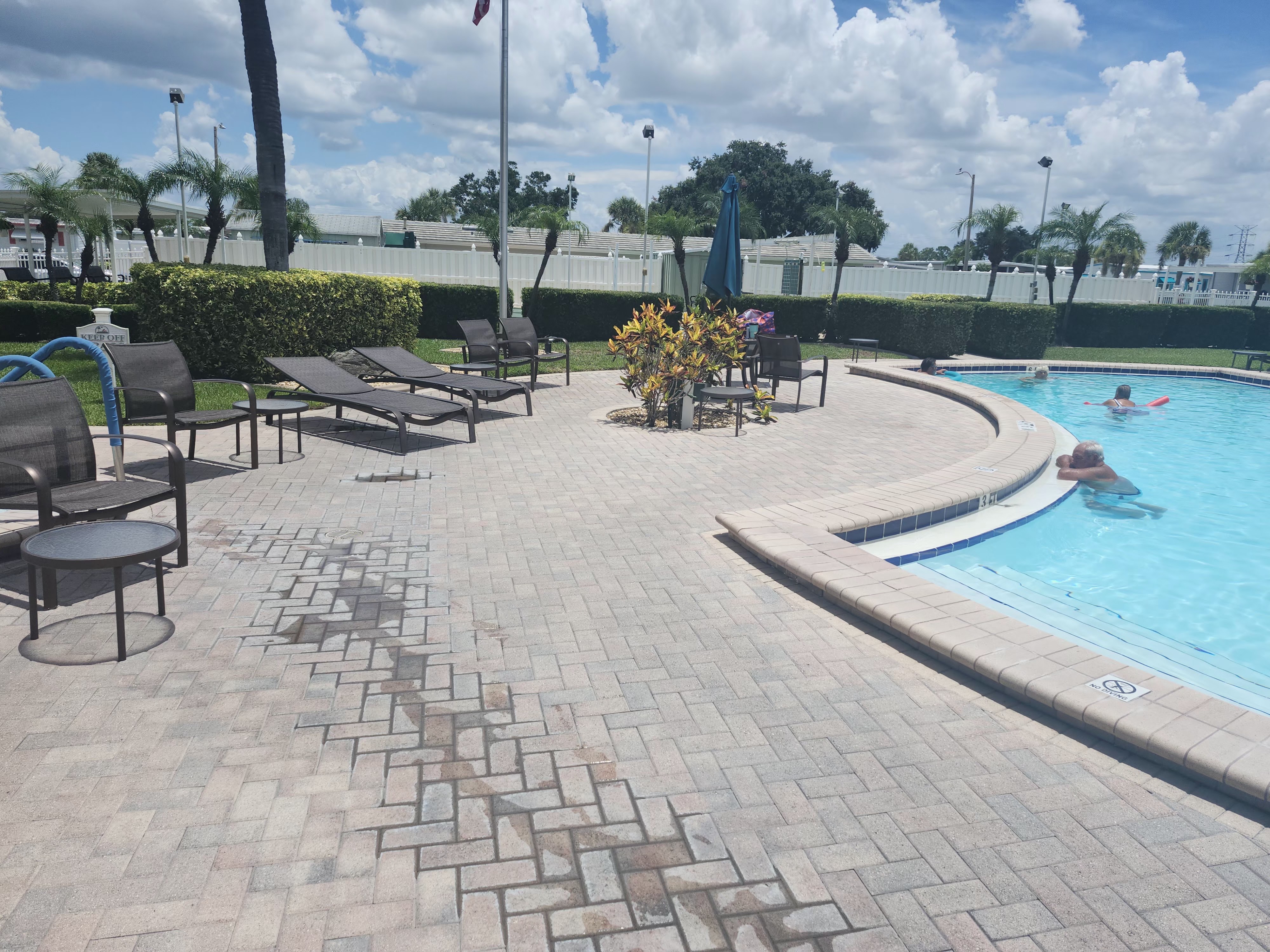 1071 Donegan Road, Lot 929, Largo, Florida 33771, 2 Bedrooms Bedrooms, ,2 BathroomsBathrooms,55-Plus Mobile Home,For Sale,Donegan Road, Lot 929,3938