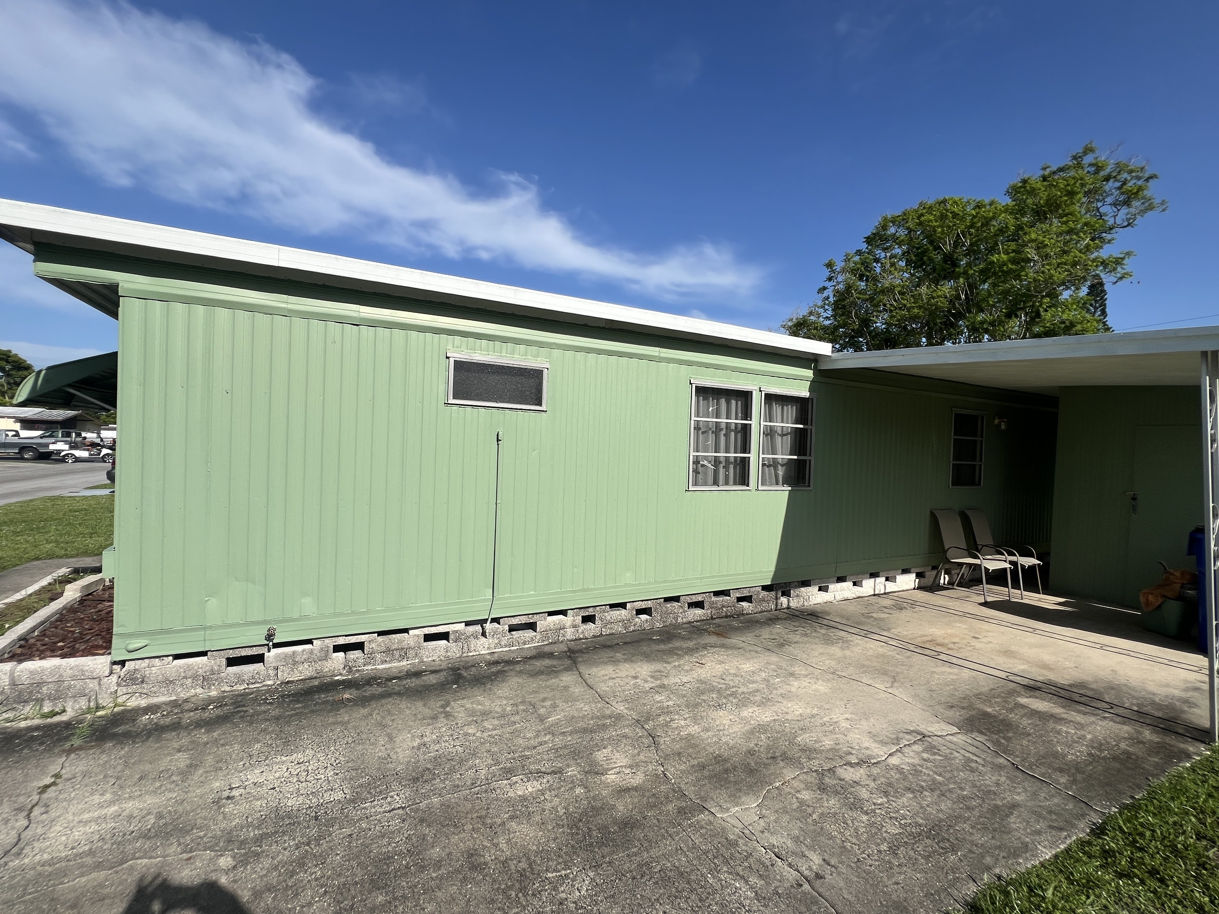 17 Sophie Avenue, Dunedin, Florida 34698, 3 Bedrooms Bedrooms, ,2 BathroomsBathrooms,55-Plus Mobile Home,For Sale,Sophie Avenue,3943