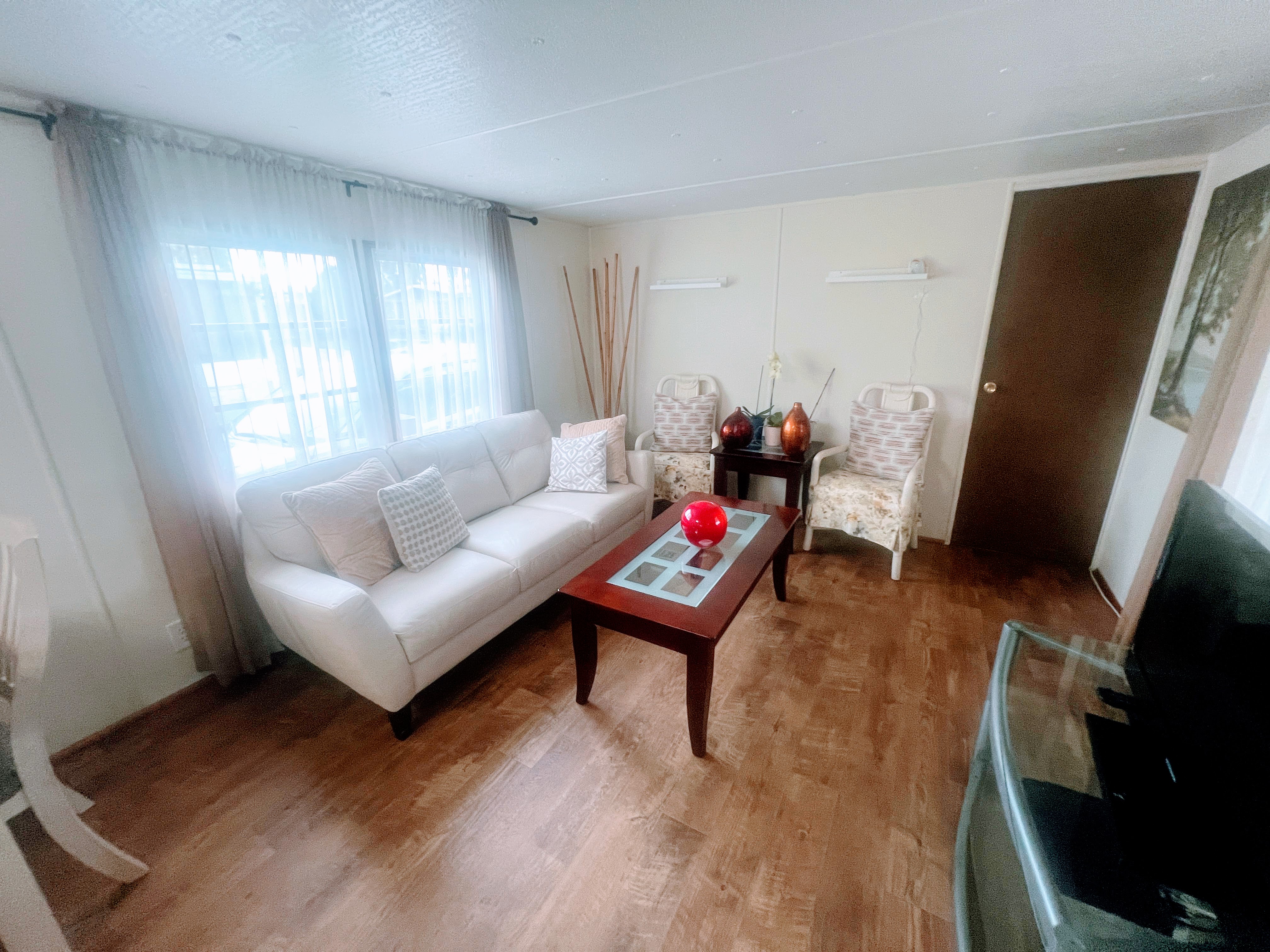17 Sophie Avenue, Dunedin, Florida 34698, 3 Bedrooms Bedrooms, ,2 BathroomsBathrooms,55-Plus Mobile Home,For Sale,Sophie Avenue,3943