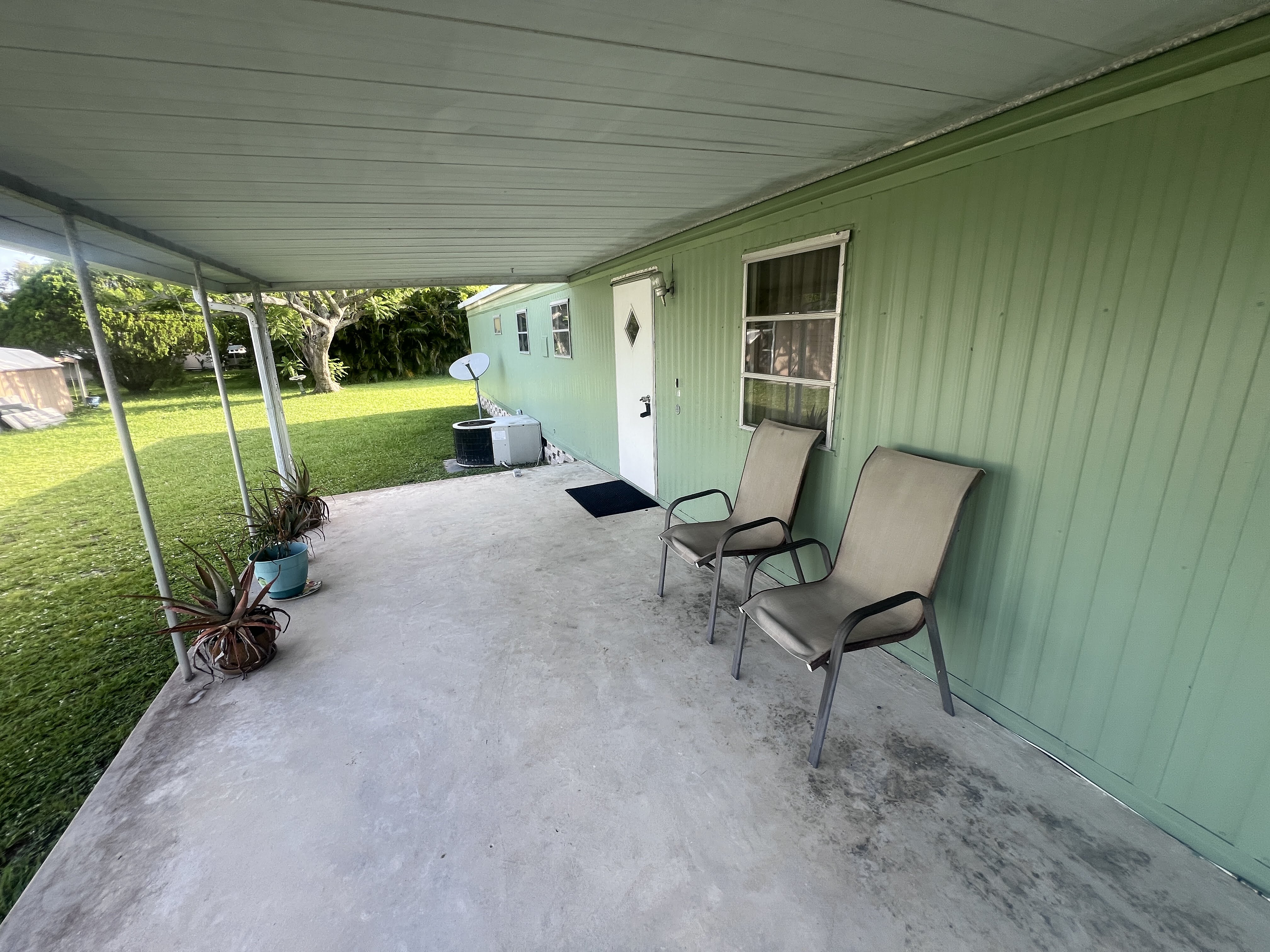 17 Sophie Avenue, Dunedin, Florida 34698, 3 Bedrooms Bedrooms, ,2 BathroomsBathrooms,55-Plus Mobile Home,For Sale,Sophie Avenue,3943