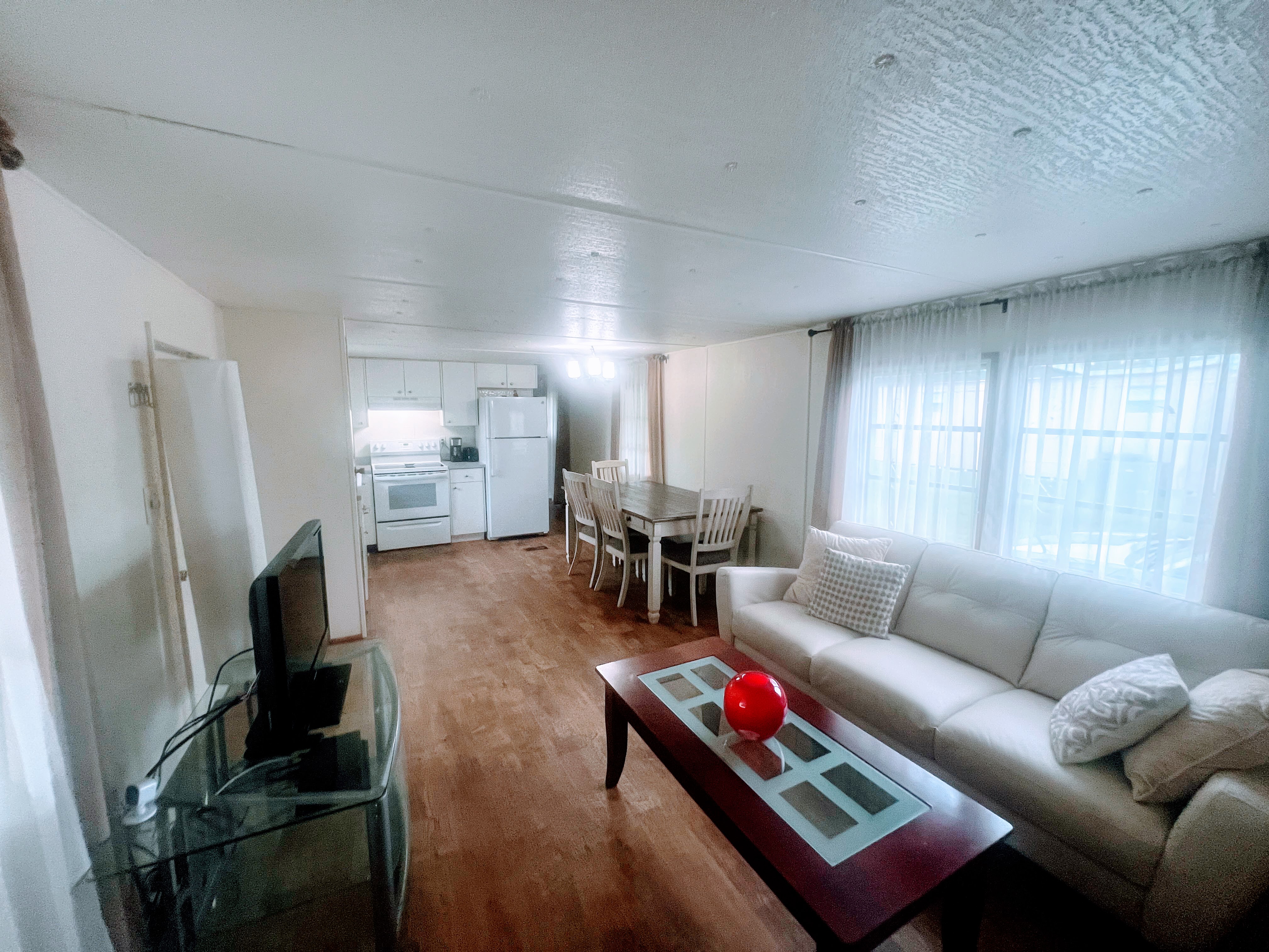 17 Sophie Avenue, Dunedin, Florida 34698, 3 Bedrooms Bedrooms, ,2 BathroomsBathrooms,55-Plus Mobile Home,For Sale,Sophie Avenue,3943