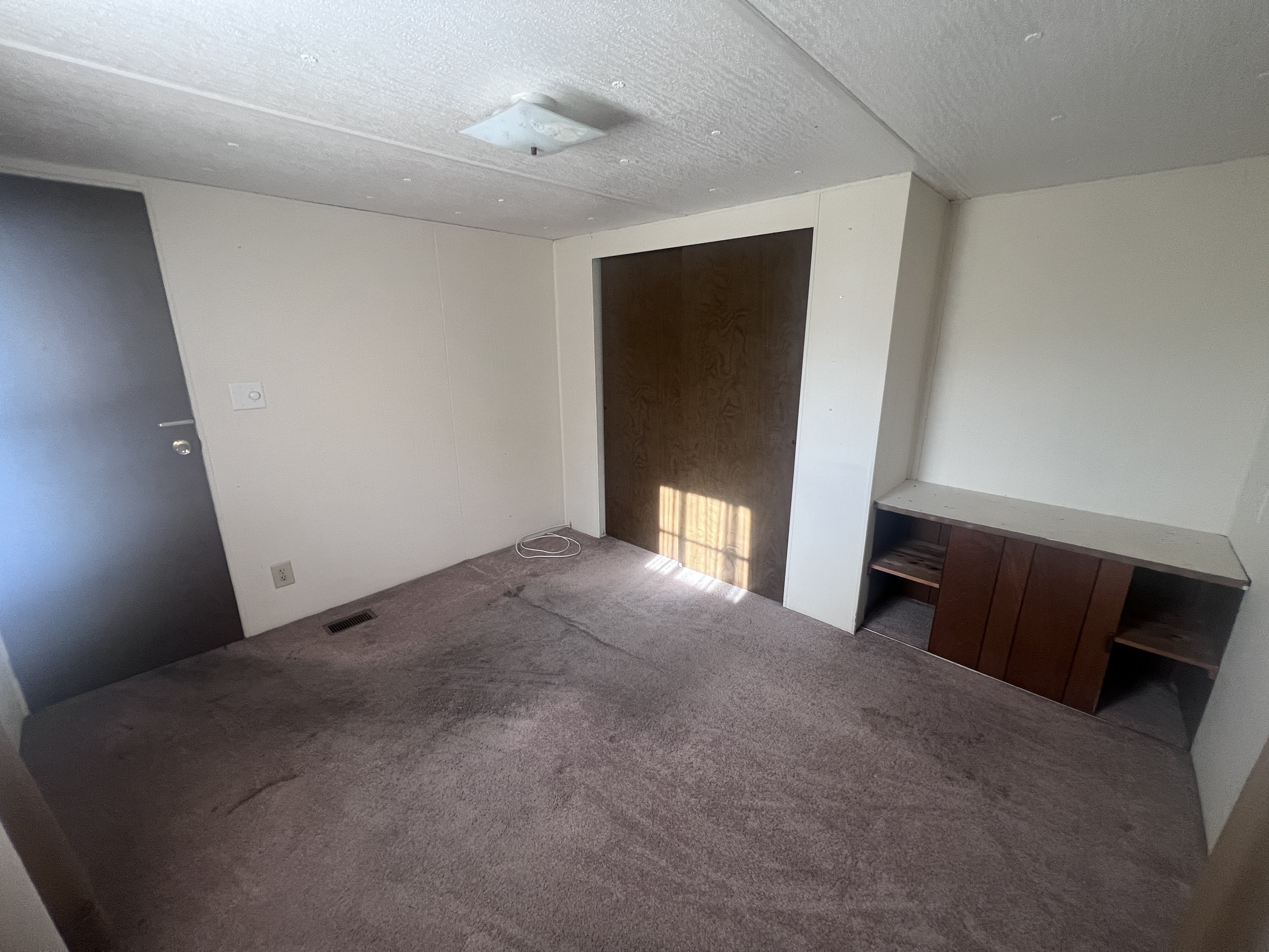 17 Sophie Avenue, Dunedin, Florida 34698, 3 Bedrooms Bedrooms, ,2 BathroomsBathrooms,55-Plus Mobile Home,For Sale,Sophie Avenue,3943