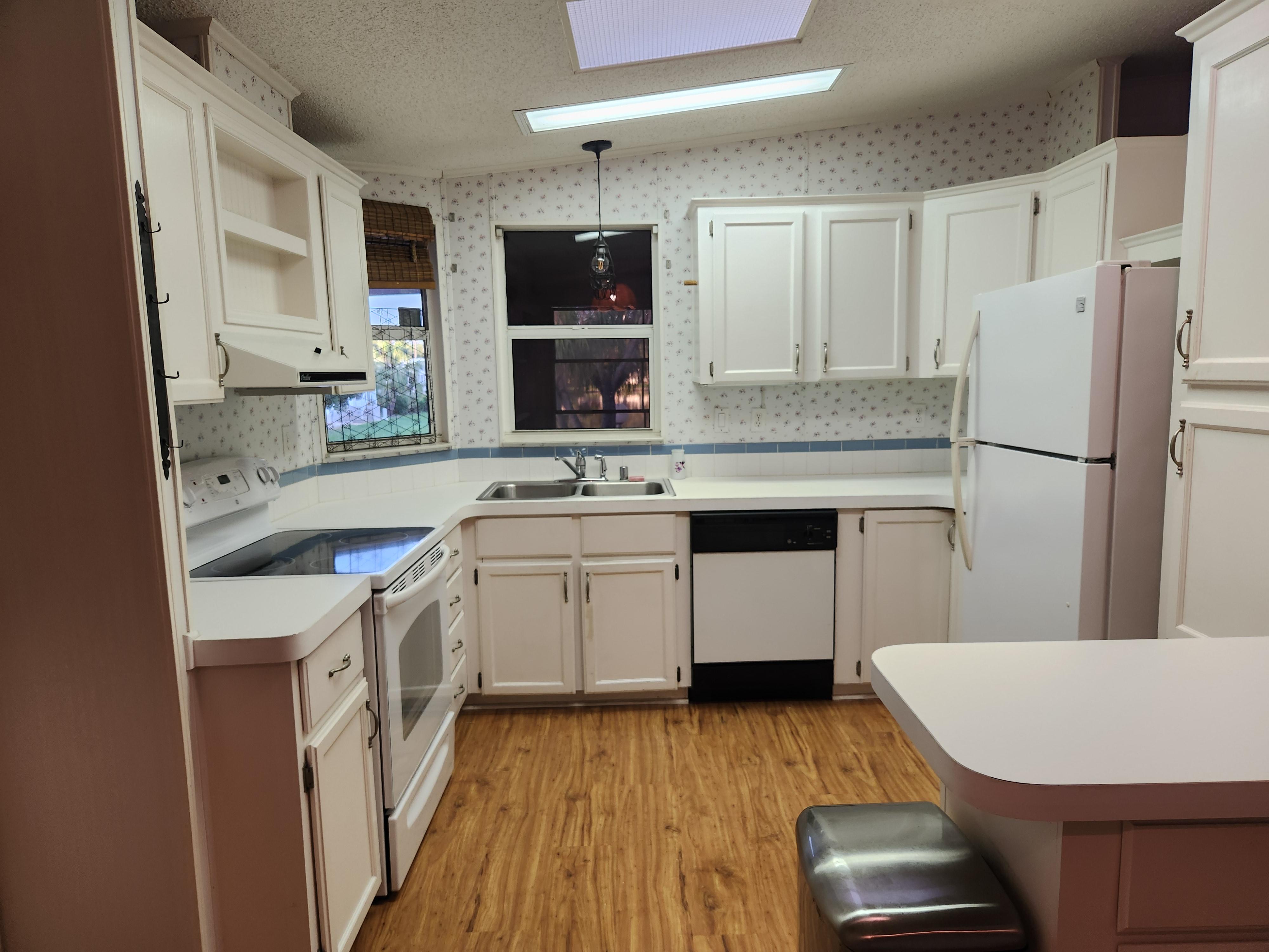 3319 Woody Ct, Ellenton, Florida 34222, 2 Bedrooms Bedrooms, ,2 BathroomsBathrooms,55-Plus Mobile Home,For Sale,Woody Ct,3948