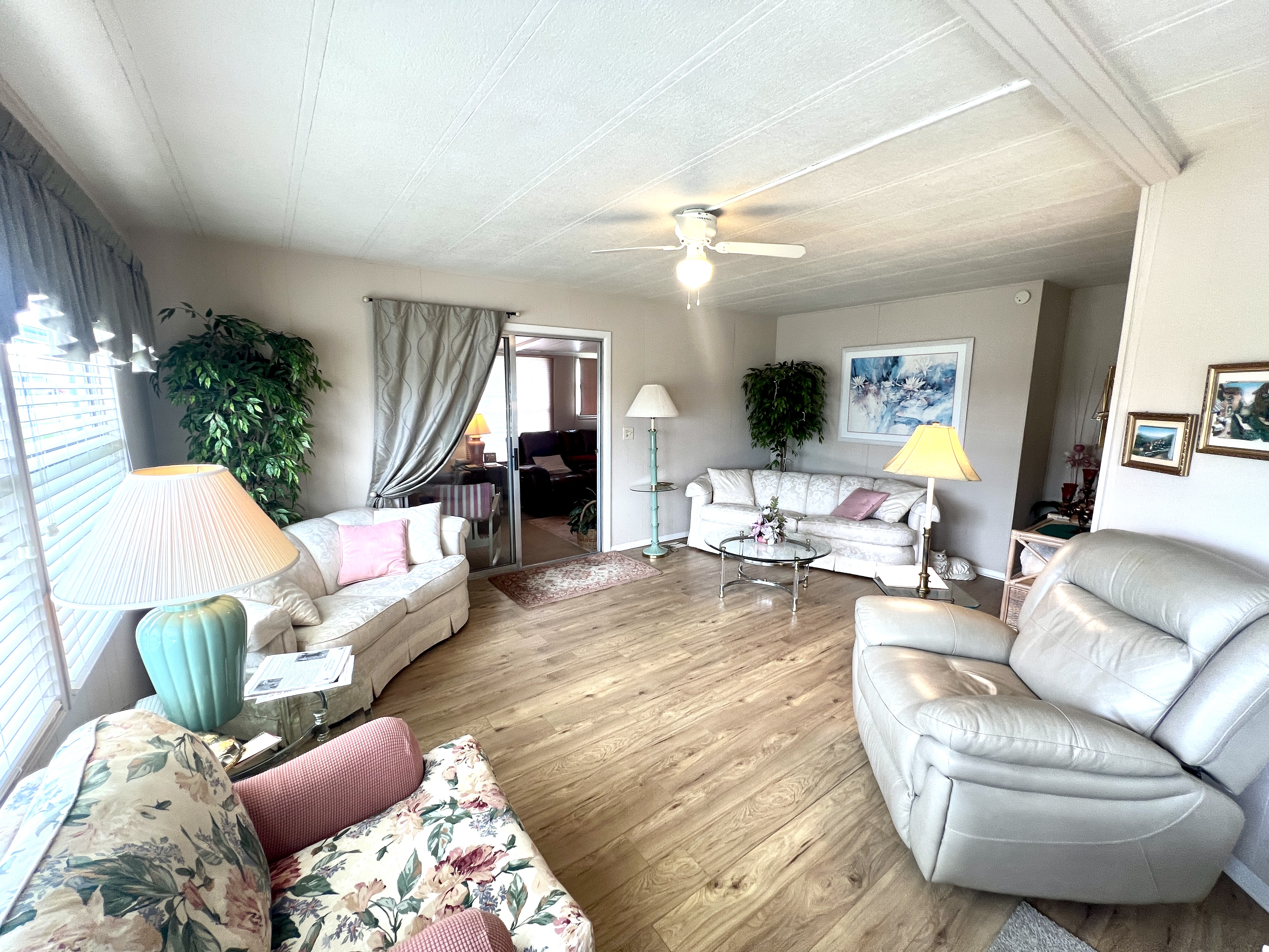 7524 Lakeshore Drive, Ellenton, Florida 34222, 2 Bedrooms Bedrooms, ,2 BathroomsBathrooms,55-Plus Mobile Home,For Sale,Lakeshore Drive,3950
