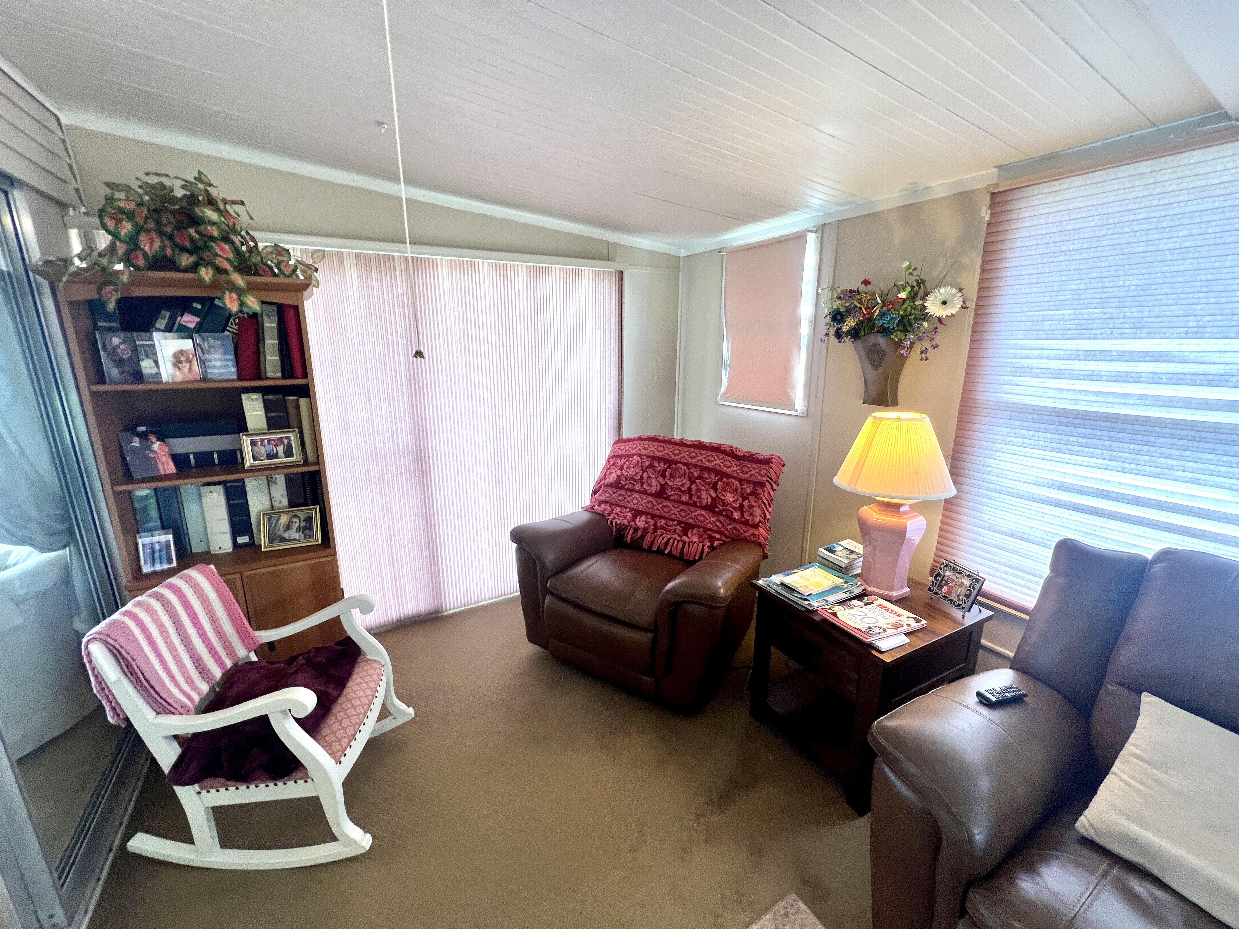 7524 Lakeshore Drive, Ellenton, Florida 34222, 2 Bedrooms Bedrooms, ,2 BathroomsBathrooms,55-Plus Mobile Home,For Sale,Lakeshore Drive,3950