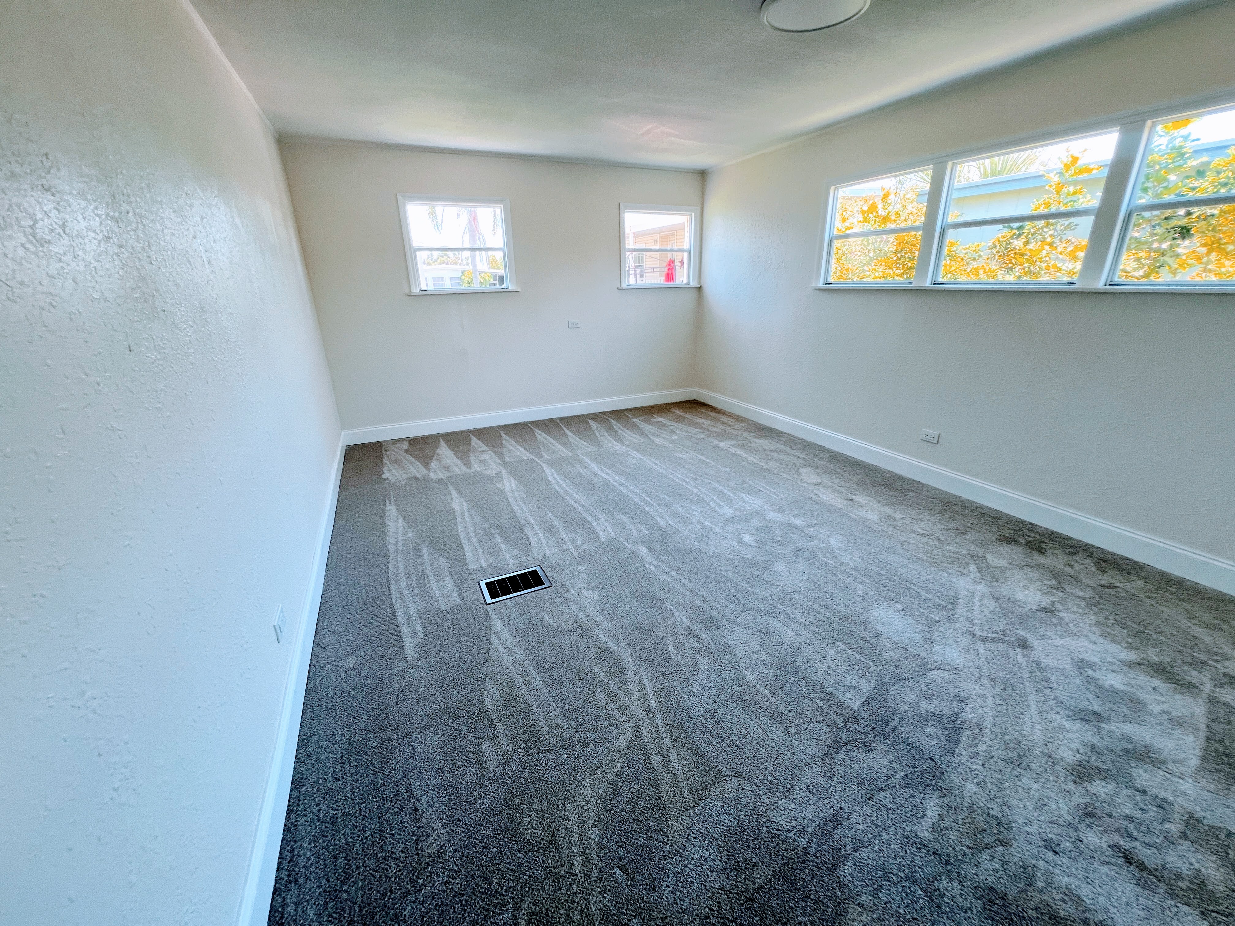 29081 US Hwy 19 N, Lot 55, Clearwater, Florida 33761, 2 Bedrooms Bedrooms, ,2 BathroomsBathrooms,55-Plus Mobile Home,For Sale,US Hwy 19 N, Lot 55,3952