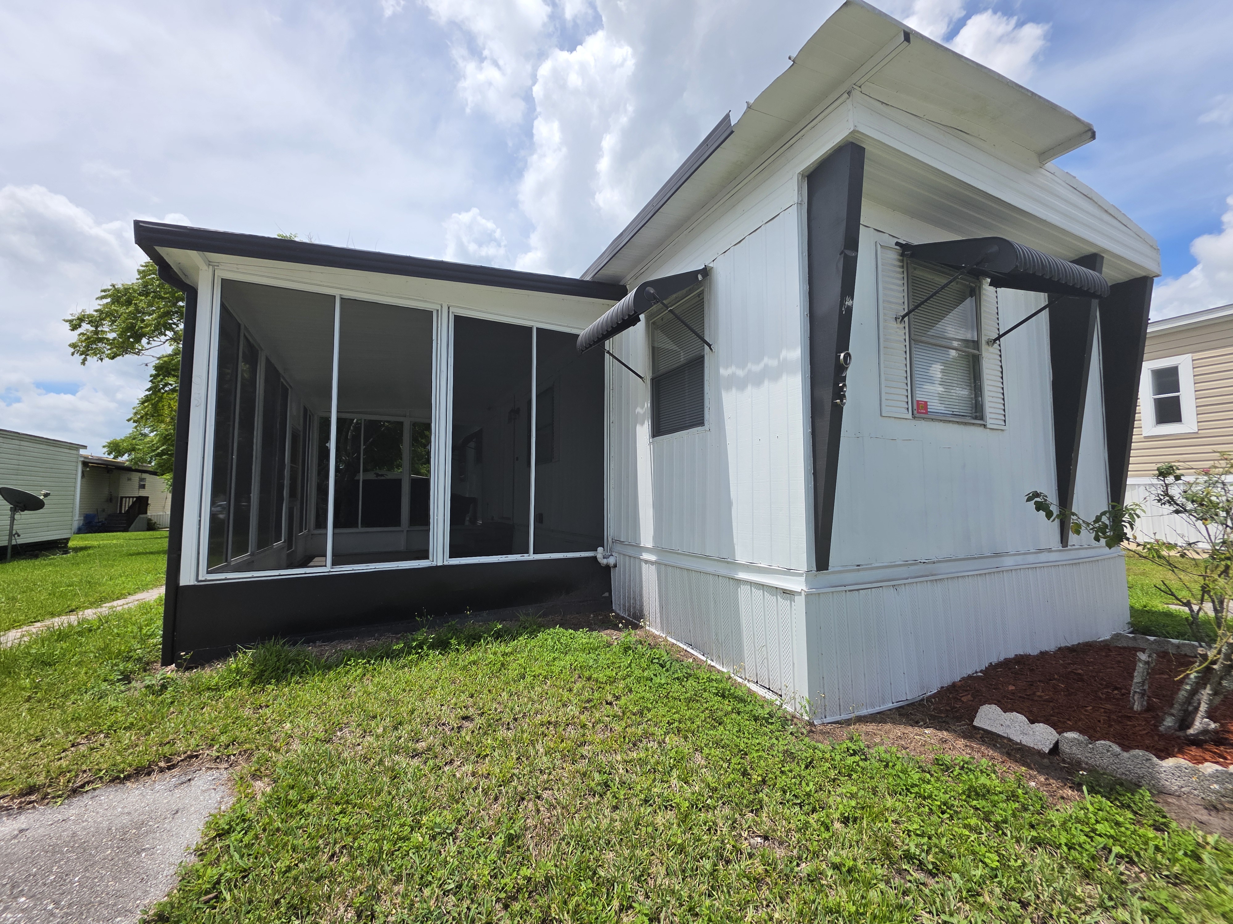 1234 Reynolds Road, Lot 93, Lakeland, Florida 32801, 3 Bedrooms Bedrooms, ,1 BathroomBathrooms,All - Age Mobile Home,For Sale,Reynolds Road, Lot 93,3958