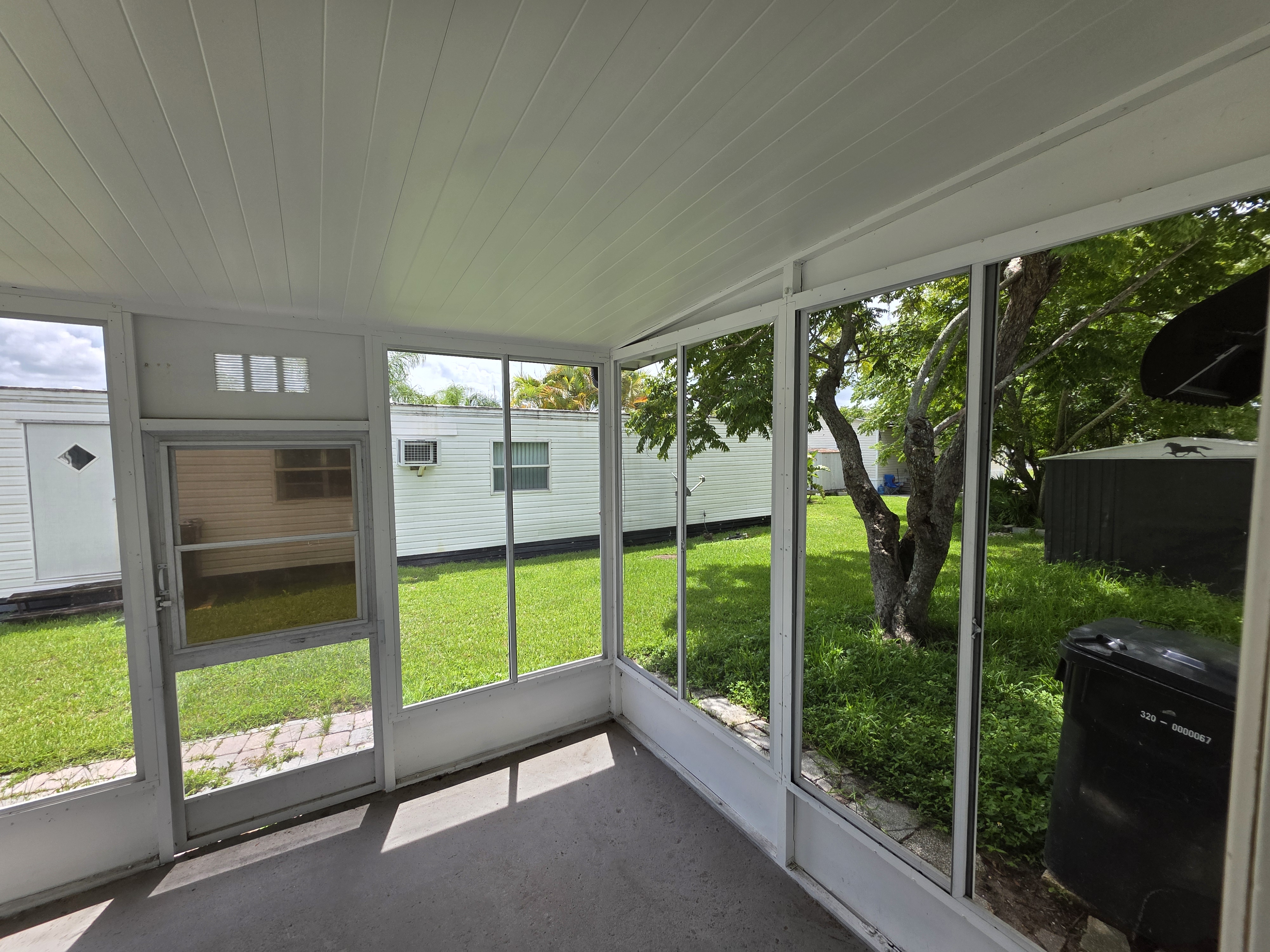 1234 Reynolds Road, Lot 93, Lakeland, Florida 32801, 3 Bedrooms Bedrooms, ,1 BathroomBathrooms,All - Age Mobile Home,For Sale,Reynolds Road, Lot 93,3958