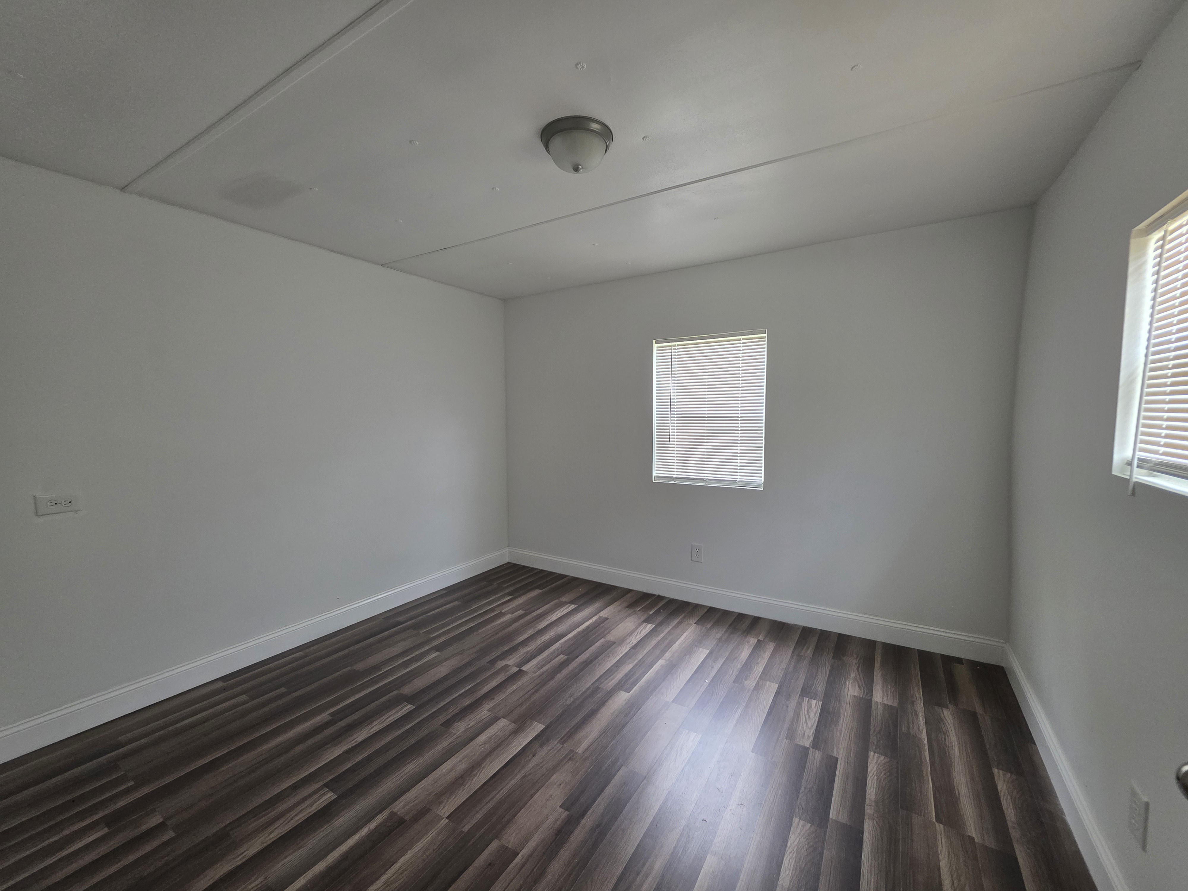 1234 Reynolds Road, Lot 93, Lakeland, Florida 32801, 3 Bedrooms Bedrooms, ,1 BathroomBathrooms,All - Age Mobile Home,For Sale,Reynolds Road, Lot 93,3958