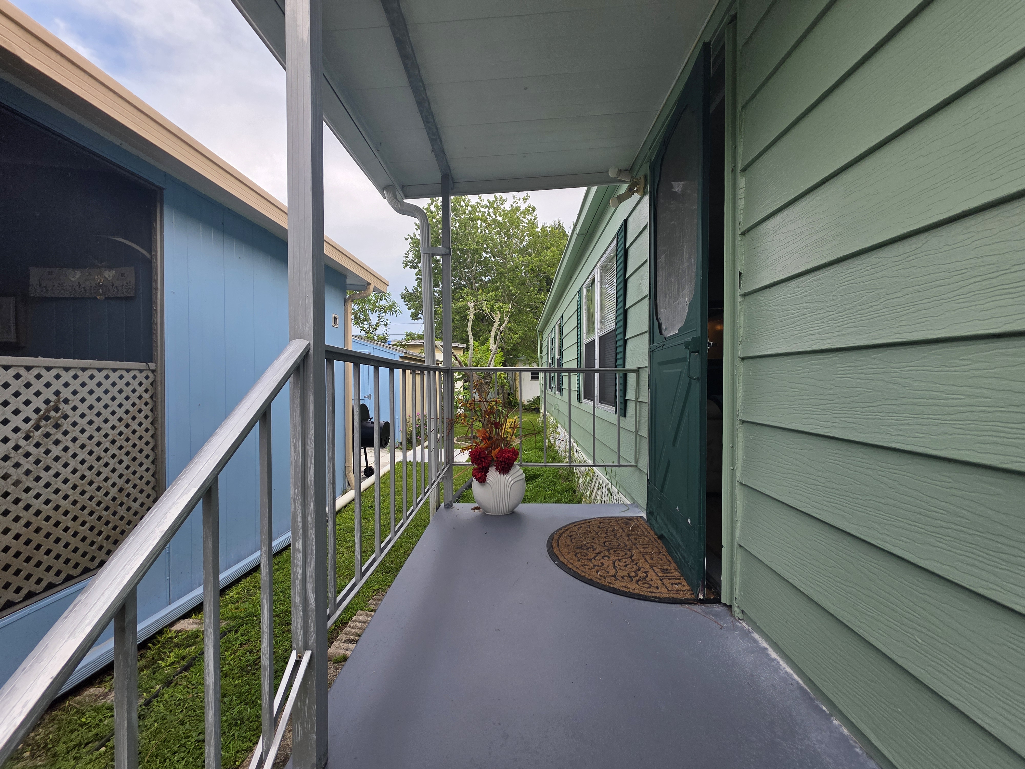 226 Palm Drive, Tampa, Florida 33613, 3 Bedrooms Bedrooms, ,2 BathroomsBathrooms,55-Plus Mobile Home,For Sale,Palm Drive,3959