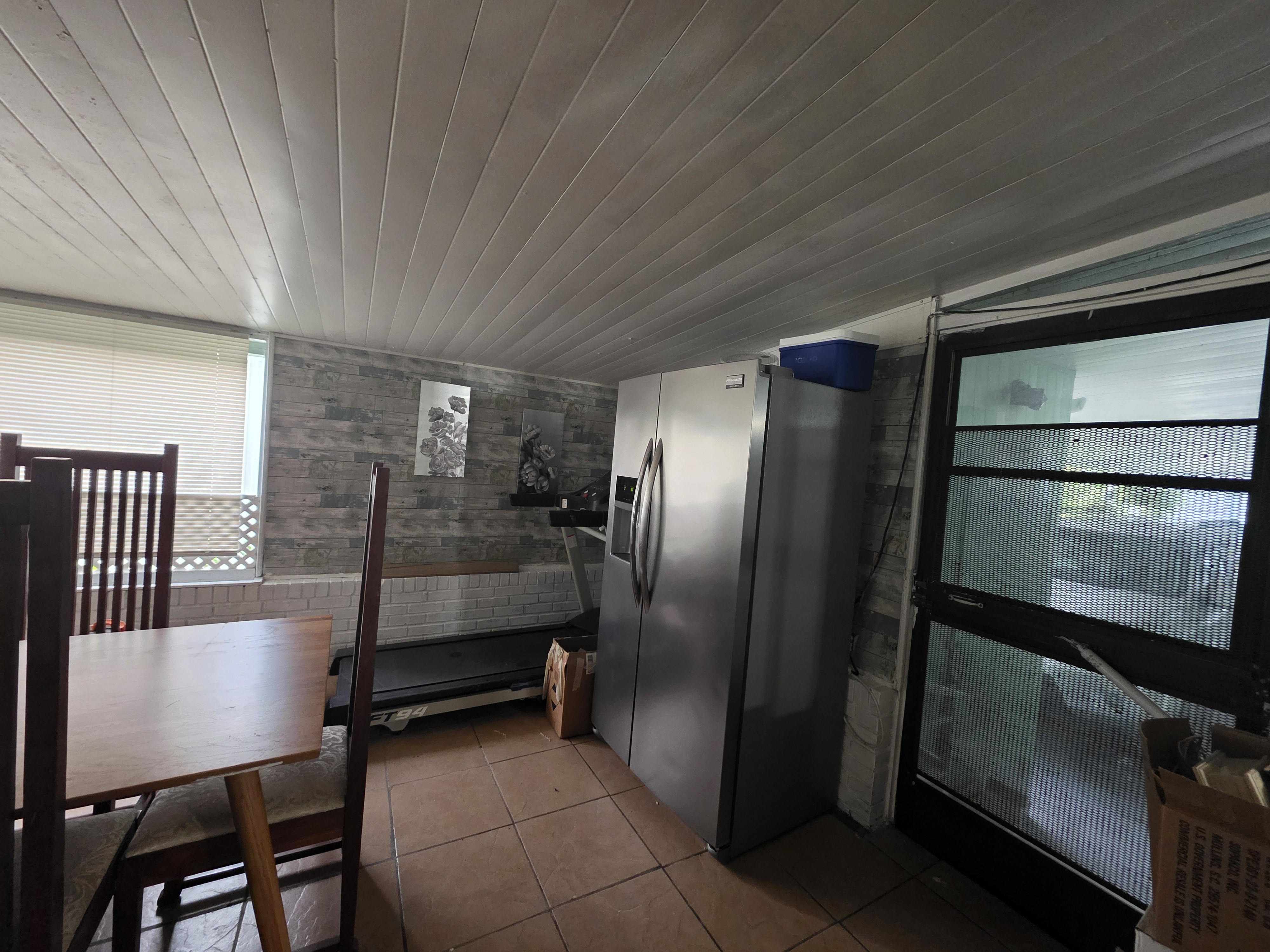 226 Palm Drive, Tampa, Florida 33613, 3 Bedrooms Bedrooms, ,2 BathroomsBathrooms,55-Plus Mobile Home,For Sale,Palm Drive,3959