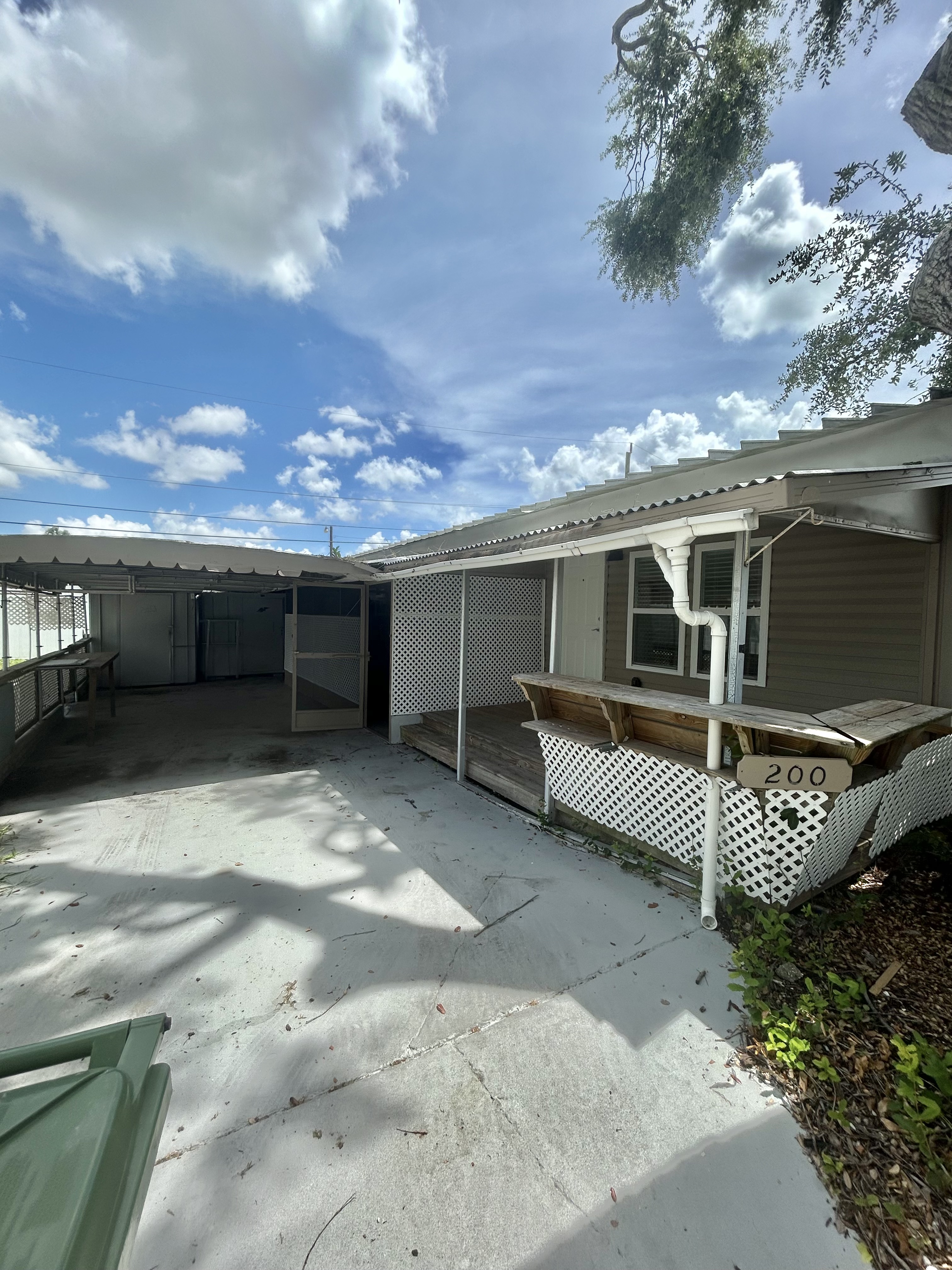 200 Fun Avenue, Bradenton, Florida 34208, 2 Bedrooms Bedrooms, ,1.5 BathroomsBathrooms,55-Plus Mobile Home,For Sale,Fun Avenue,3962