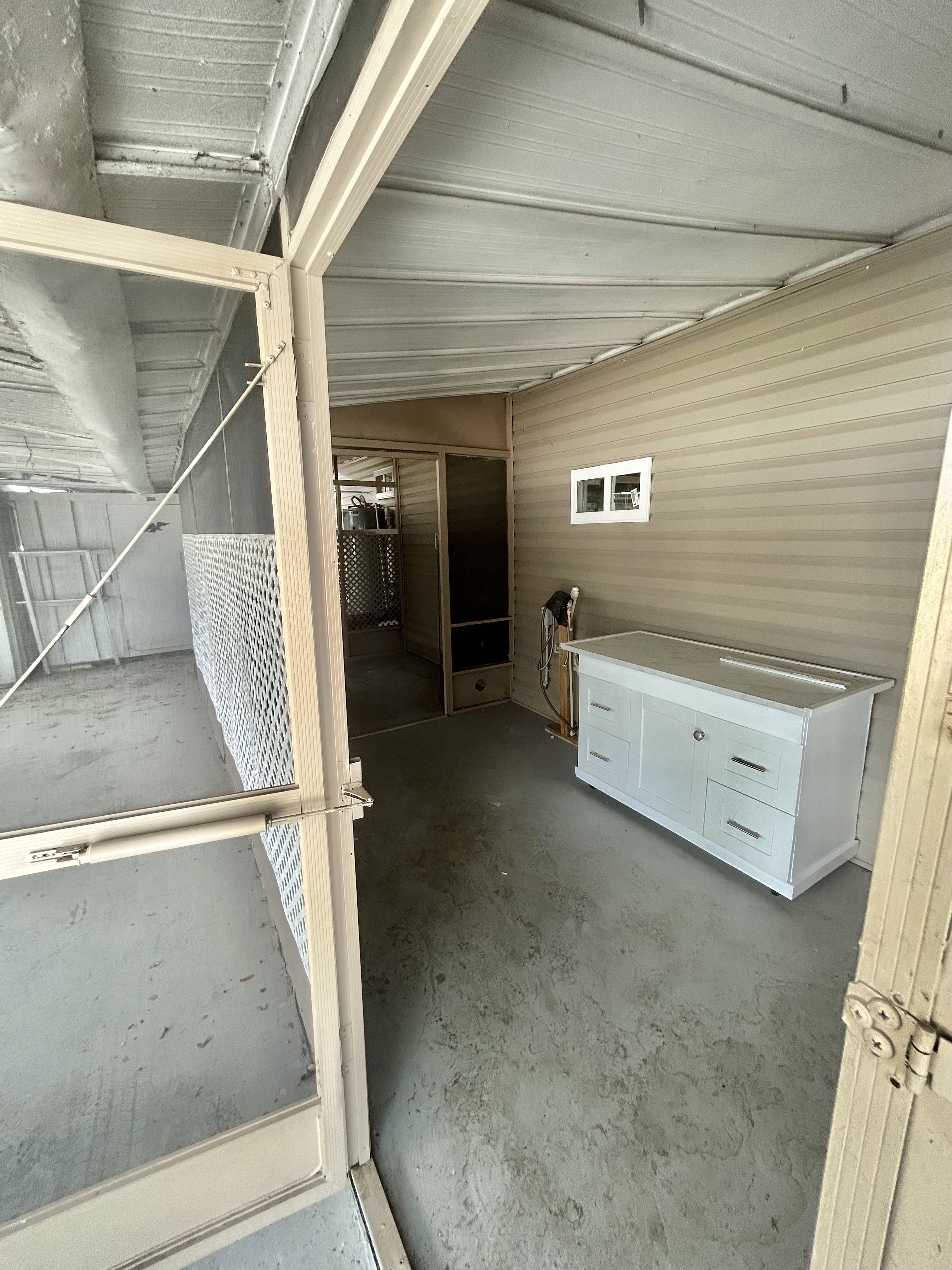 200 Fun Avenue, Bradenton, Florida 34208, 2 Bedrooms Bedrooms, ,1.5 BathroomsBathrooms,55-Plus Mobile Home,For Sale,Fun Avenue,3962