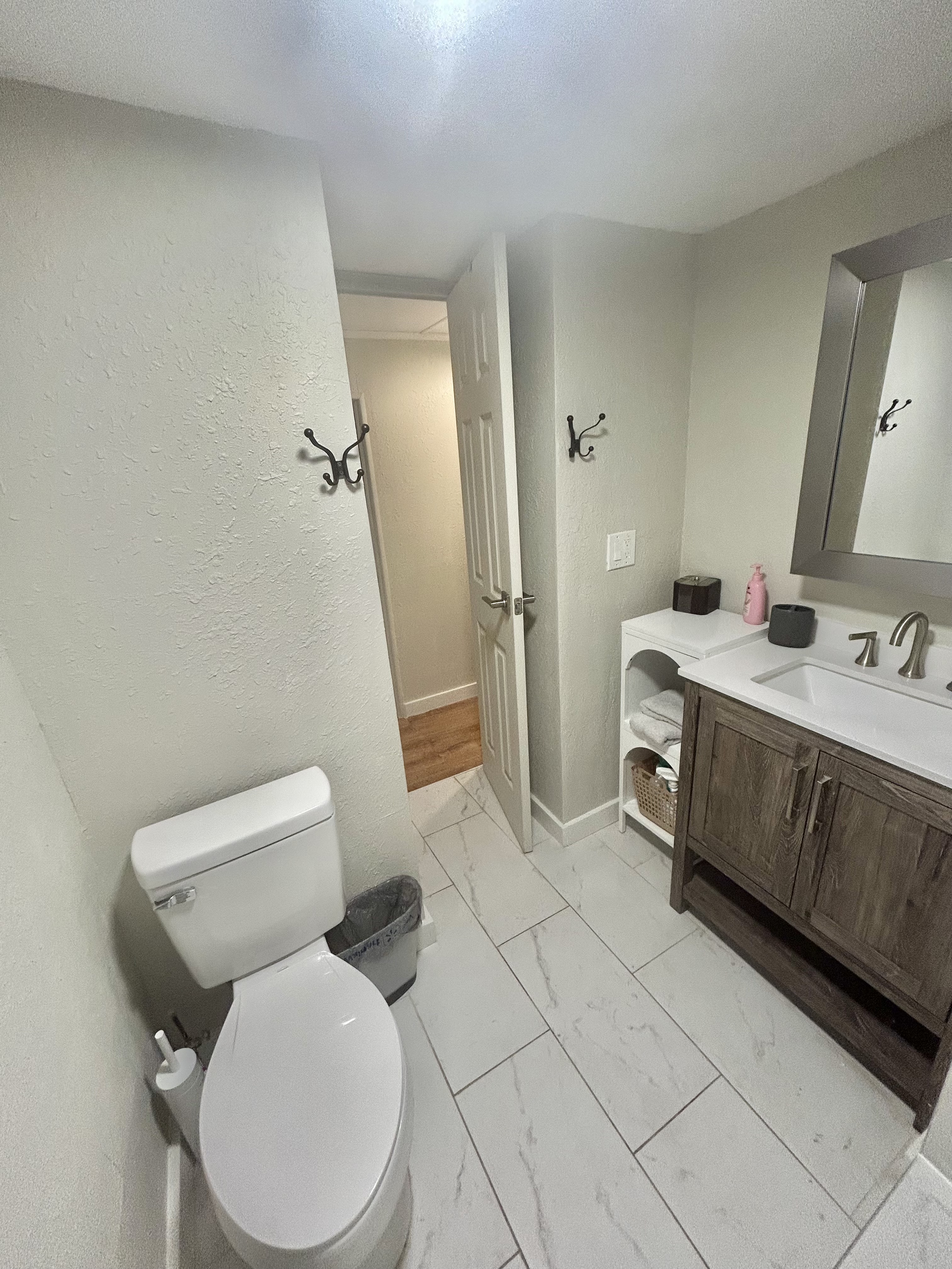 200 Fun Avenue, Bradenton, Florida 34208, 2 Bedrooms Bedrooms, ,1.5 BathroomsBathrooms,55-Plus Mobile Home,For Sale,Fun Avenue,3962