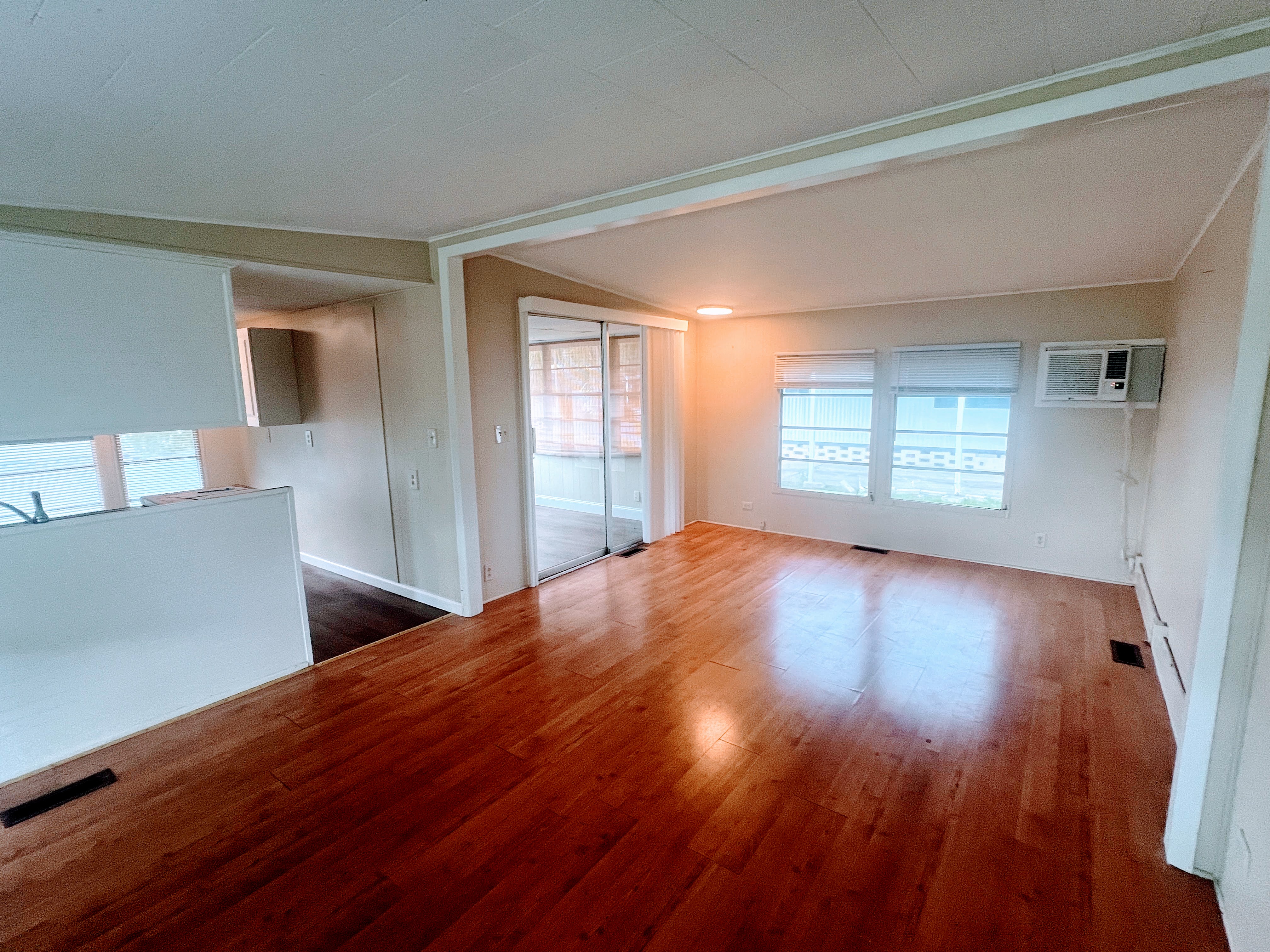 2266 Gulf to Bay Blvd, Lot 452, Clearwater, Florida 33765, 1 Bedroom Bedrooms, ,1 BathroomBathrooms,All - Age Mobile Home,For Sale,Gulf to Bay Blvd, Lot 452,3964