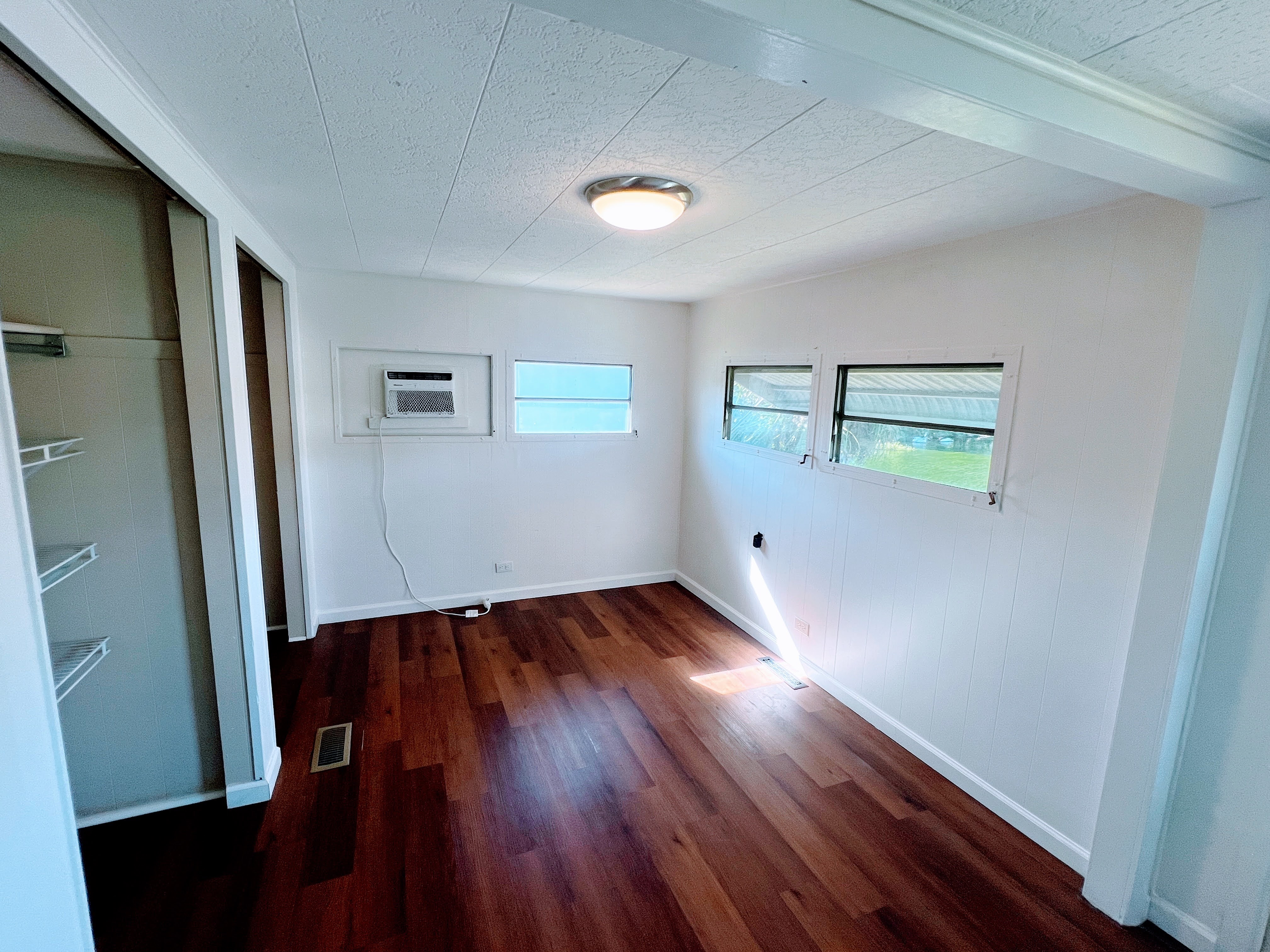 2266 Gulf to Bay Blvd, Lot 452, Clearwater, Florida 33765, 1 Bedroom Bedrooms, ,1 BathroomBathrooms,All - Age Mobile Home,For Sale,Gulf to Bay Blvd, Lot 452,3964