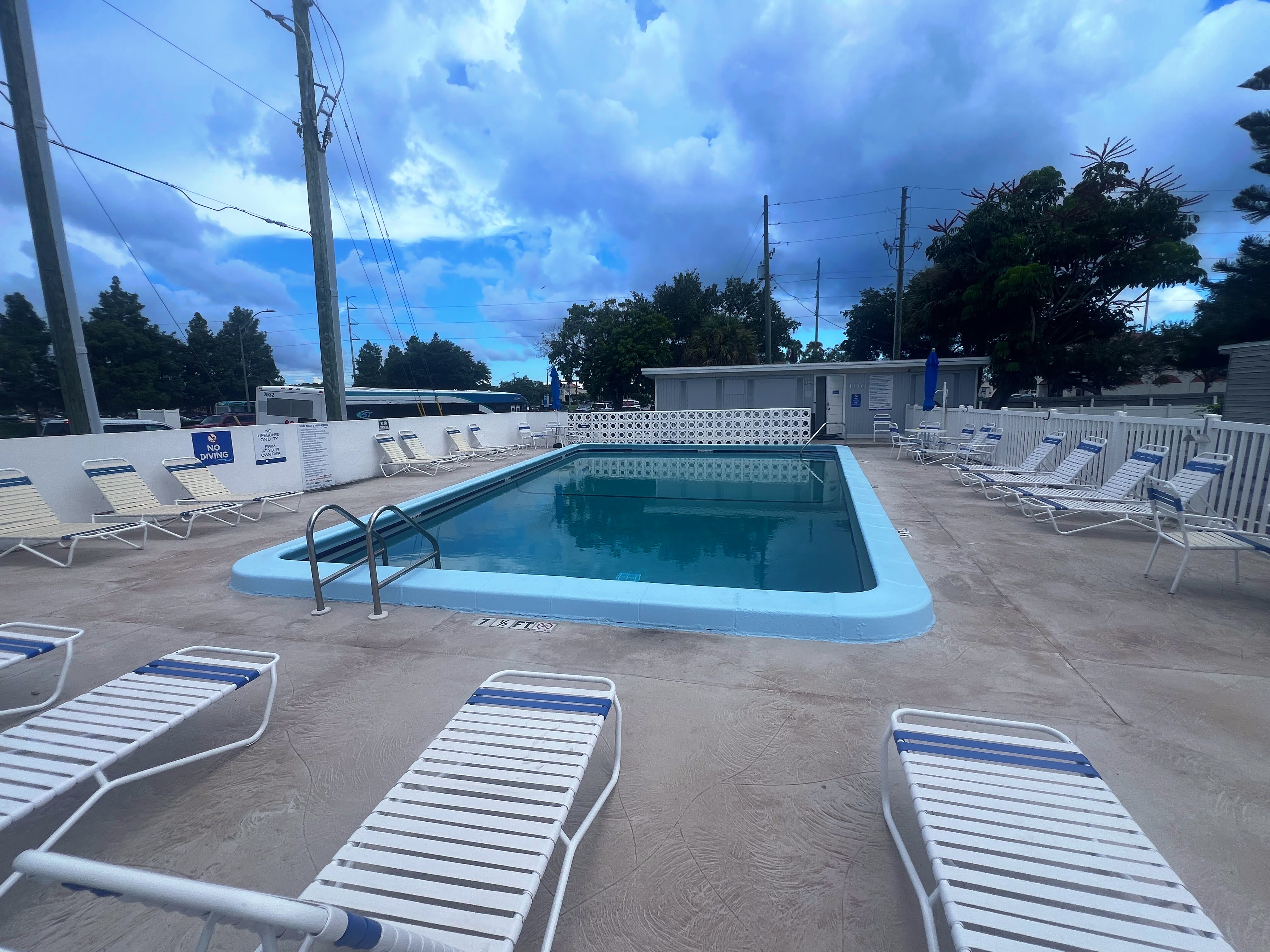 2266 Gulf to Bay Blvd, Lot 452, Clearwater, Florida 33765, 1 Bedroom Bedrooms, ,1 BathroomBathrooms,All - Age Mobile Home,For Sale,Gulf to Bay Blvd, Lot 452,3964