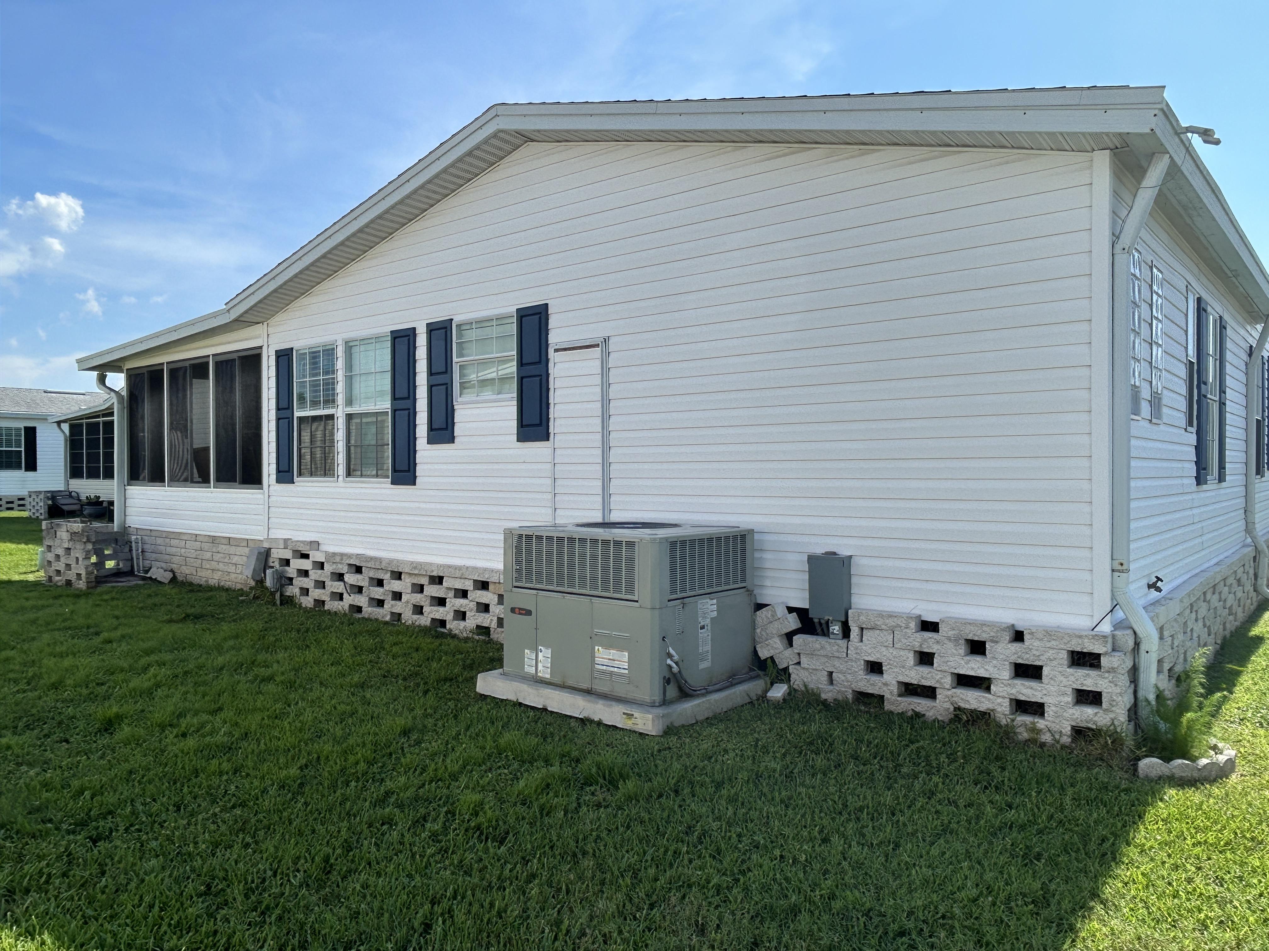 2640 Brynwood Drive, New Port Richey, Florida 34655, 3 Bedrooms Bedrooms, ,2 BathroomsBathrooms,55-Plus Mobile Home,For Sale,Brynwood Drive,3967