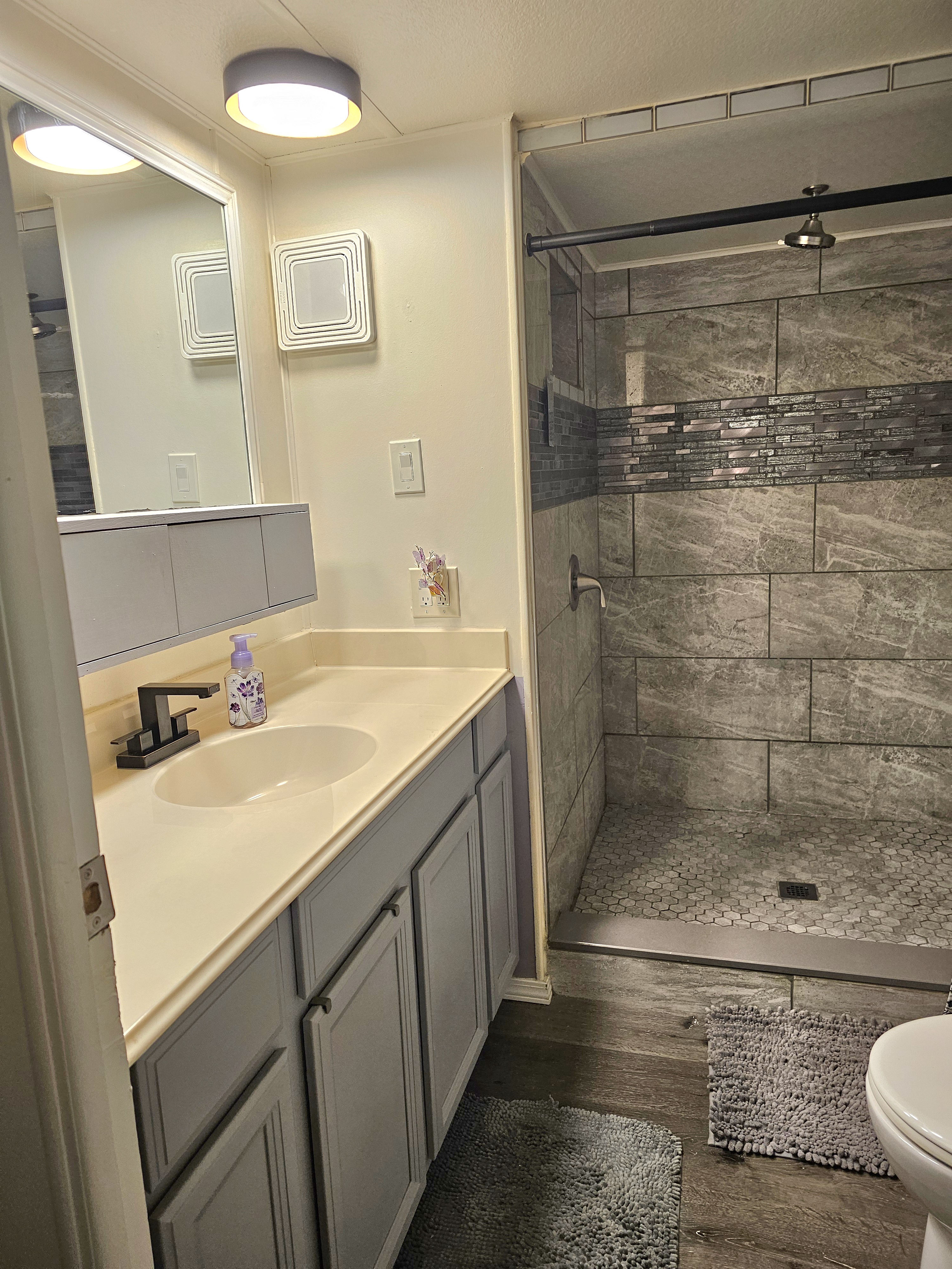 2450 S Ridgewood Avenue, Lot 12, Edgewater, Florida 32141, 2 Bedrooms Bedrooms, ,1.5 BathroomsBathrooms,55-Plus Mobile Home,For Sale,S Ridgewood Avenue, Lot 12,3972