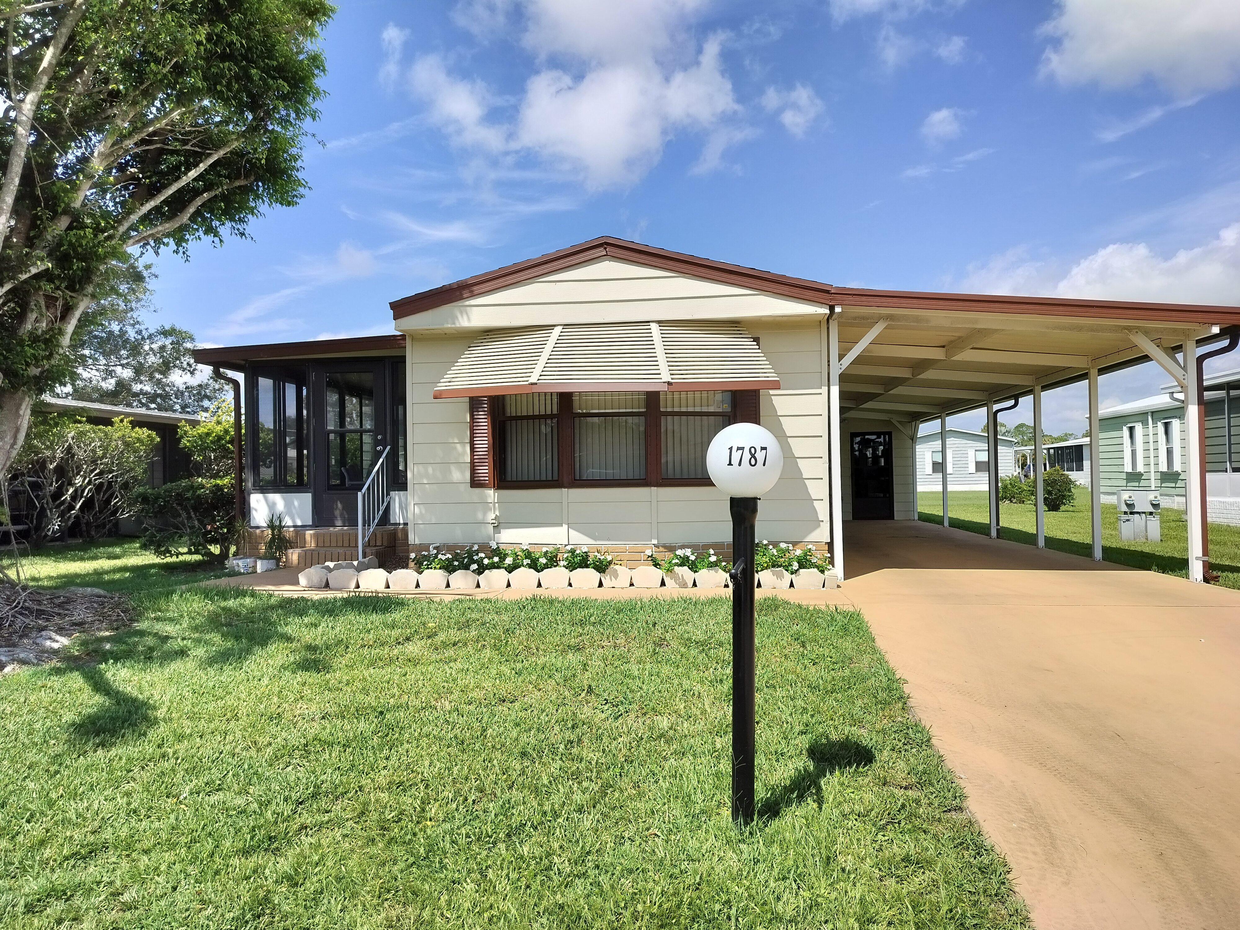 1787 Bar Harbor Drive, Fort Pierce, Florida 34945, 2 Bedrooms Bedrooms, ,2 BathroomsBathrooms,55-Plus Mobile Home,For Sale,Bar Harbor Drive,3976