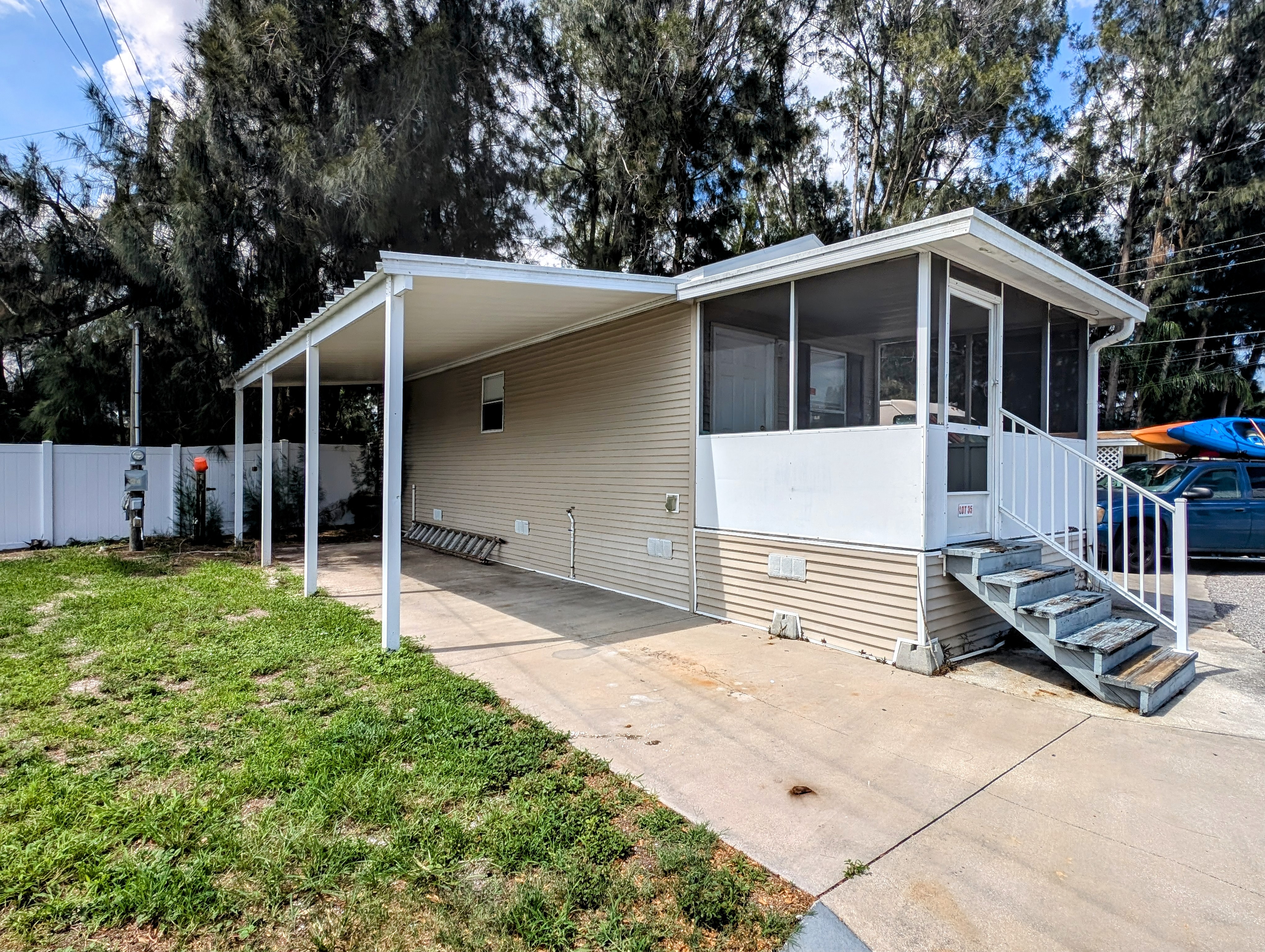 2201 US Hwy 41 S, Lot 35, Ruskin, Florida 33570, 1 Bedroom Bedrooms, ,1 BathroomBathrooms,All - Age Mobile Home,For Sale,US Hwy 41 S, Lot 35,3978