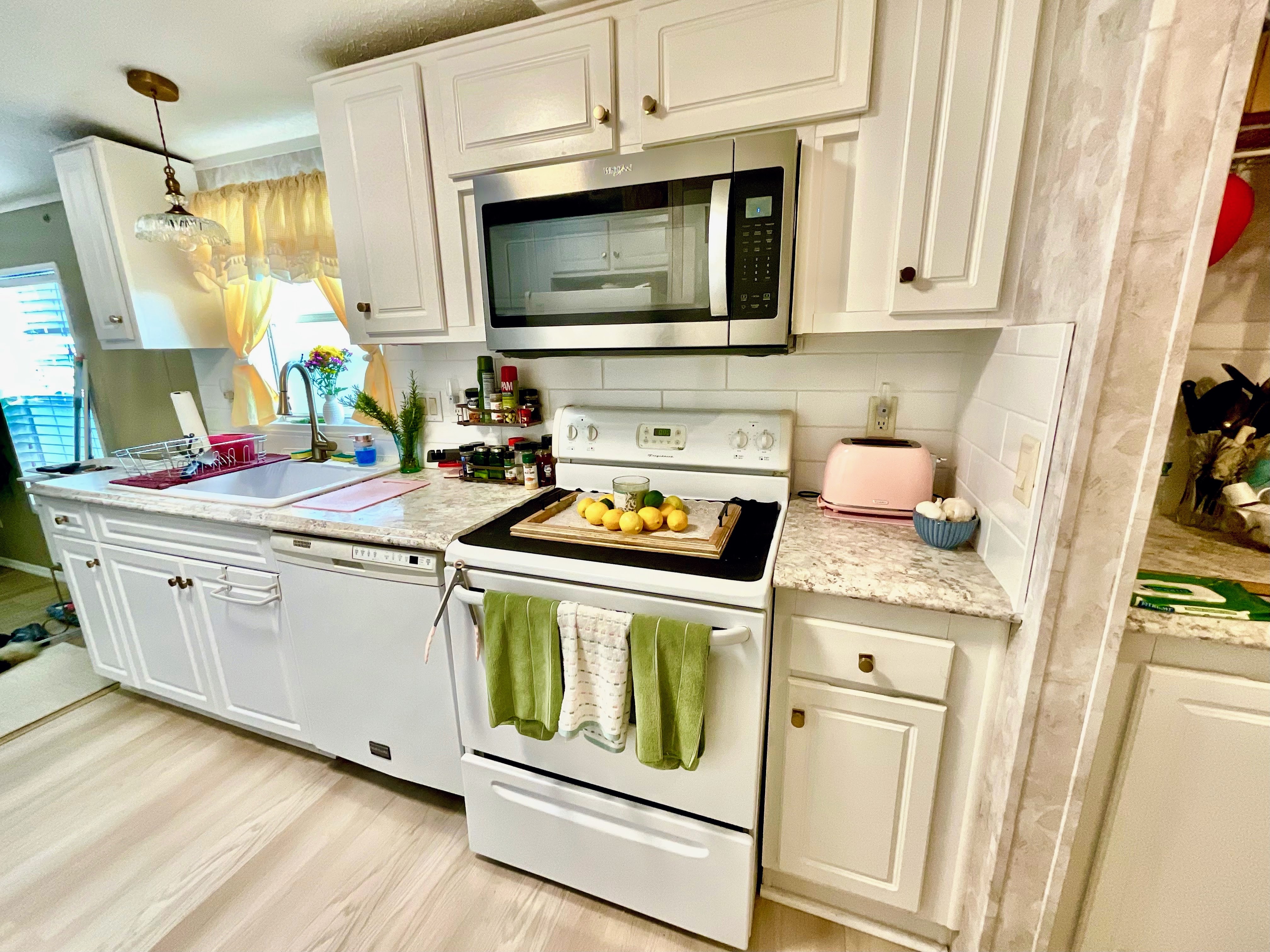3113 State Road 580, Lot 416, Safety Harbor, Florida 34695, 3 Bedrooms Bedrooms, ,2 BathroomsBathrooms,55-Plus Mobile Home,For Sale,State Road 580, Lot 416,3979