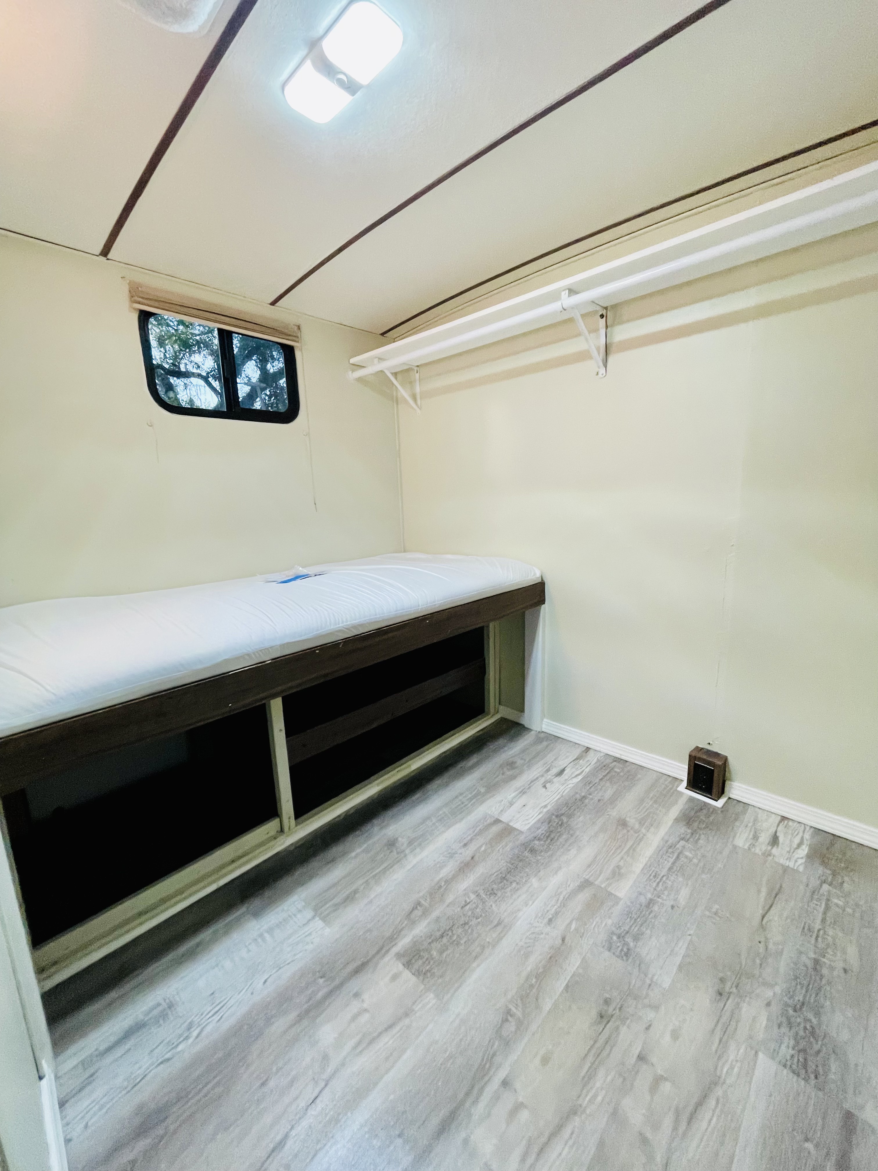 12870 E US 92, Lot E125, Dover, Florida 33527, 2 Bedrooms Bedrooms, ,1 BathroomBathrooms,All - Age Mobile Home,For Sale,E US 92, Lot E125,3980