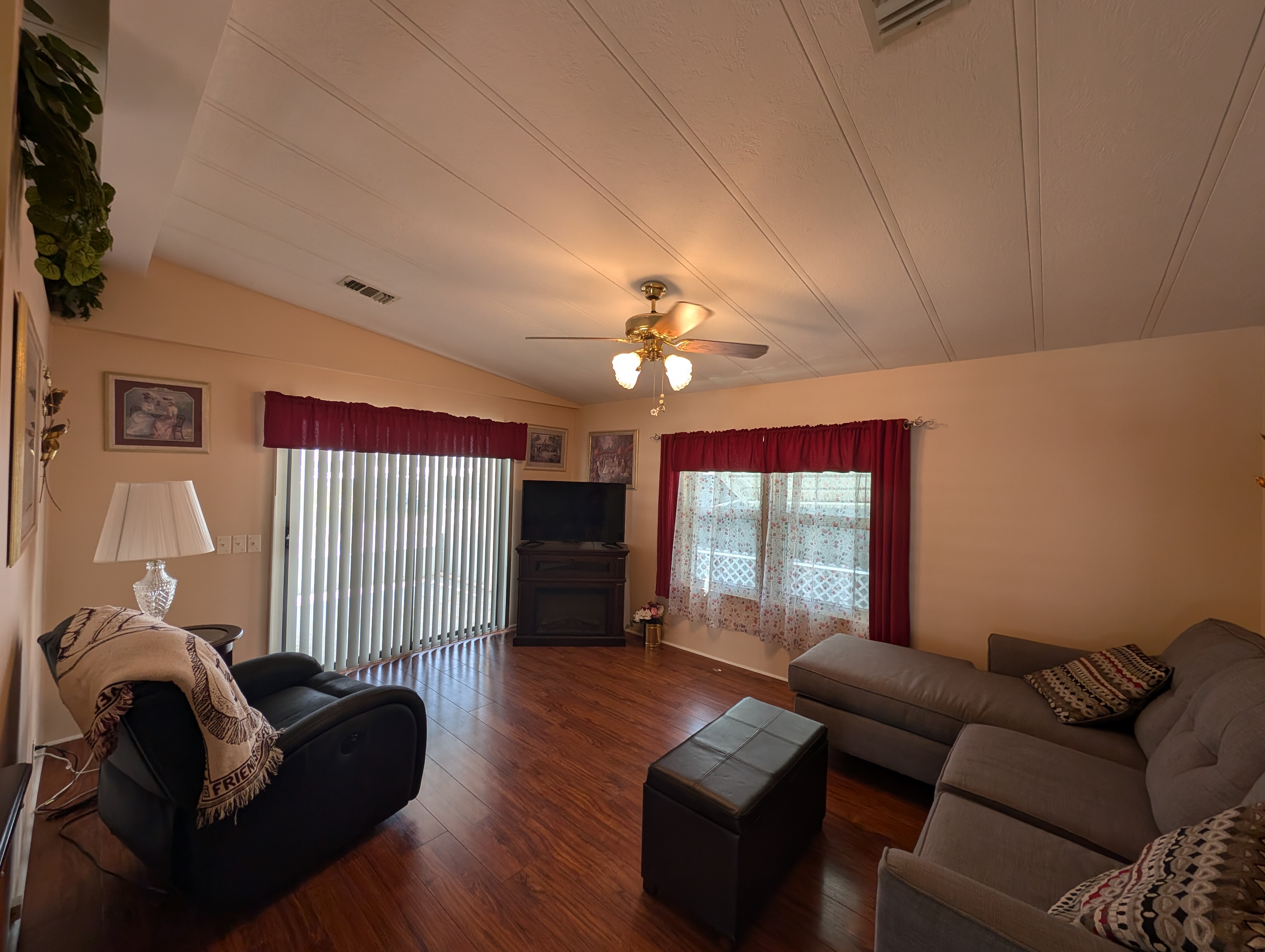 1729 Wheelhouse Circle, Ruskin, Florida 33570, 2 Bedrooms Bedrooms, ,2 BathroomsBathrooms,55-Plus Mobile Home,For Sale,Wheelhouse Circle,3981