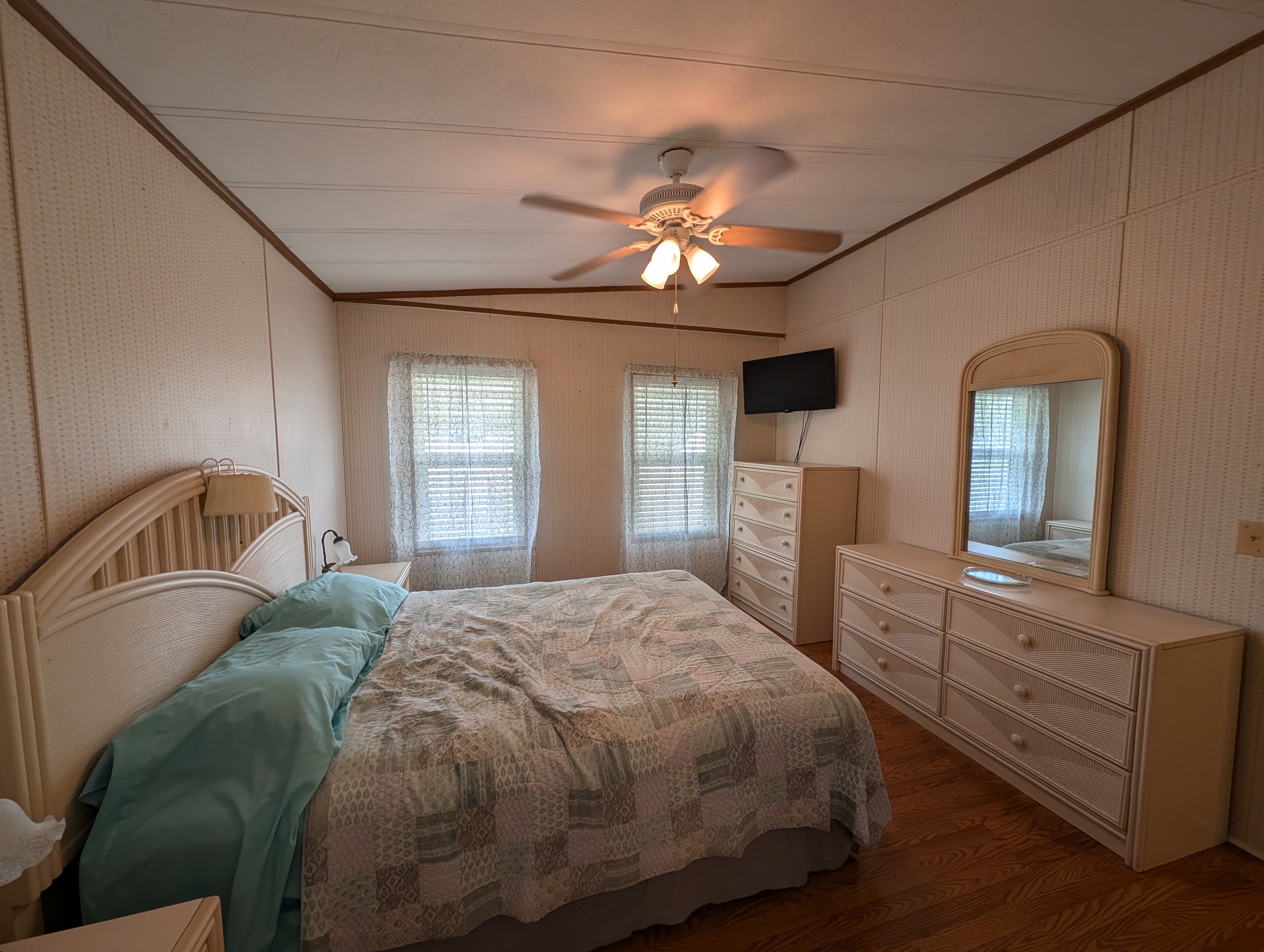 1729 Wheelhouse Circle, Ruskin, Florida 33570, 2 Bedrooms Bedrooms, ,2 BathroomsBathrooms,55-Plus Mobile Home,For Sale,Wheelhouse Circle,3981