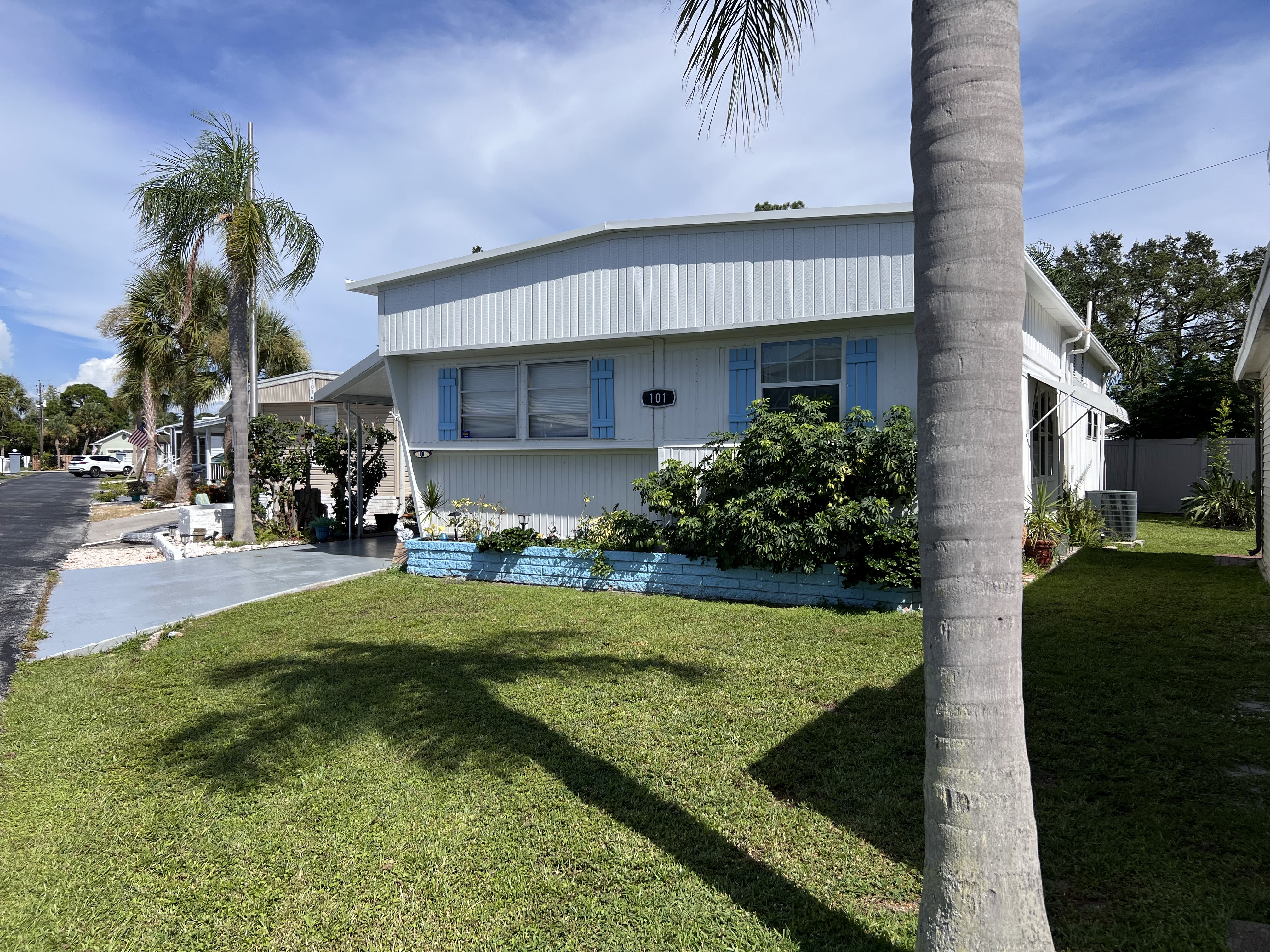 1919 Buccaneer Drive, Lot 101, Sarasota, Florida 34231, 2 Bedrooms Bedrooms, ,2 BathroomsBathrooms,55-Plus Mobile Home,For Sale,Buccaneer Drive, Lot 101,3982