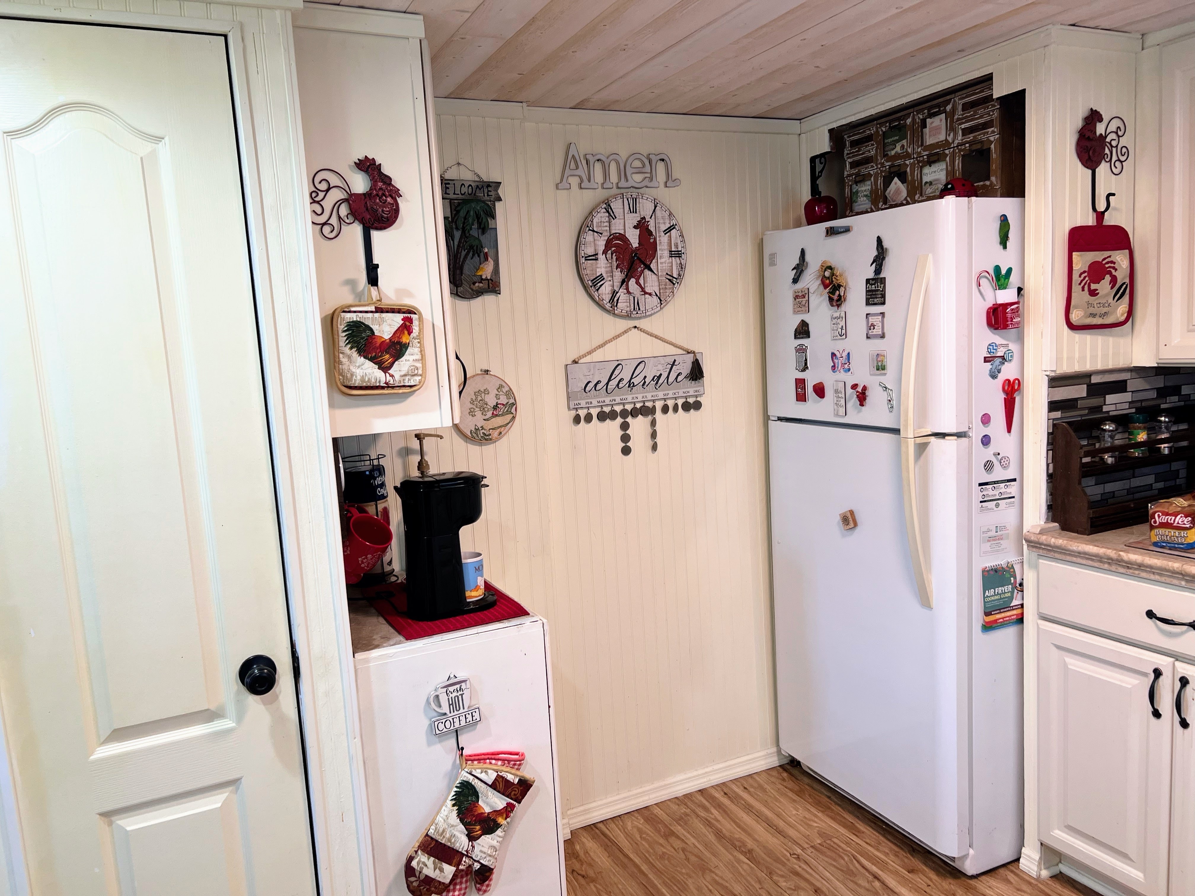 1919 Buccaneer Drive, Lot 101, Sarasota, Florida 34231, 2 Bedrooms Bedrooms, ,2 BathroomsBathrooms,55-Plus Mobile Home,For Sale,Buccaneer Drive, Lot 101,3982