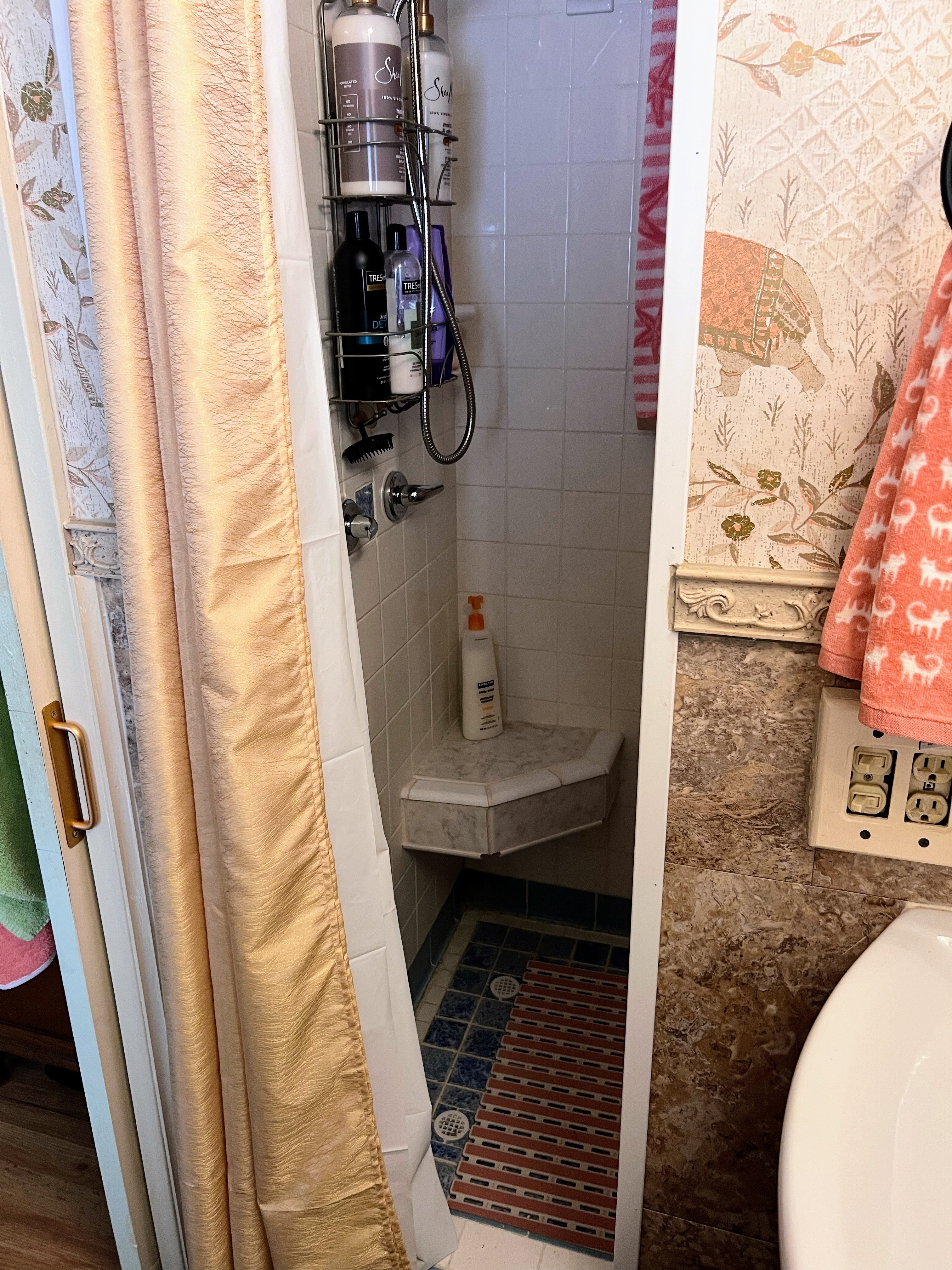 1919 Buccaneer Drive, Lot 101, Sarasota, Florida 34231, 2 Bedrooms Bedrooms, ,2 BathroomsBathrooms,55-Plus Mobile Home,For Sale,Buccaneer Drive, Lot 101,3982