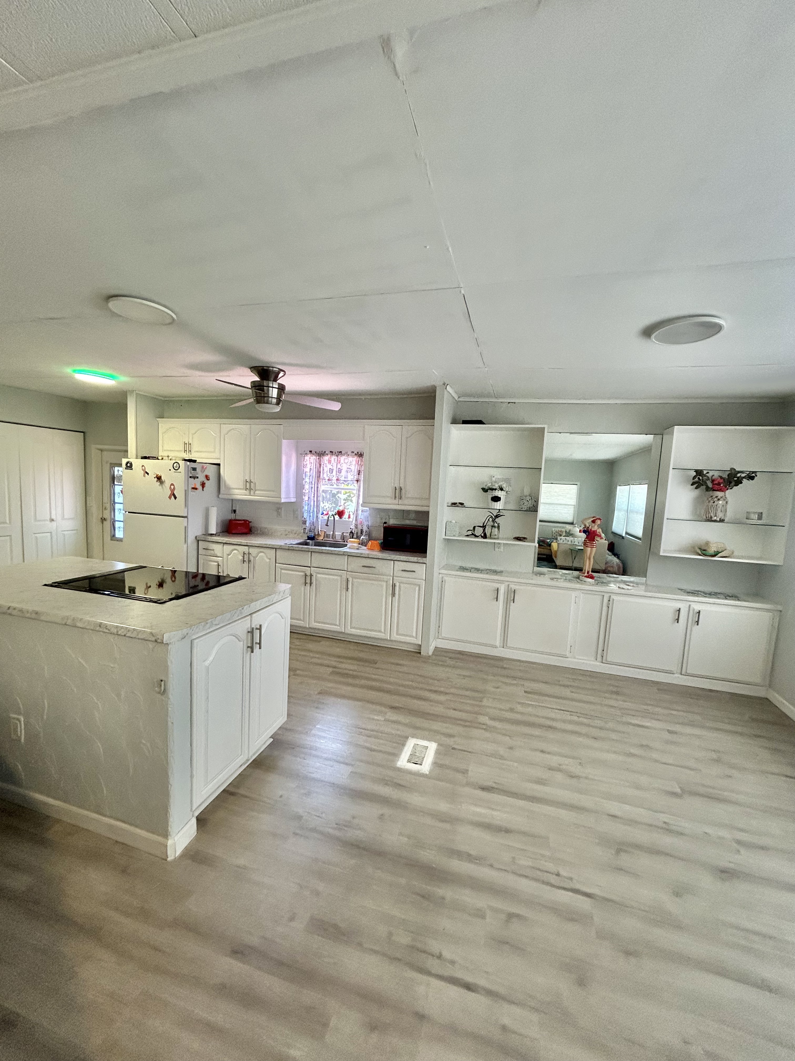 964 Nogoya East, Lot 51, Venice, Florida 34285, 2 Bedrooms Bedrooms, ,2 BathroomsBathrooms,55-Plus Mobile Home,For Sale,Nogoya East, Lot 51,3983