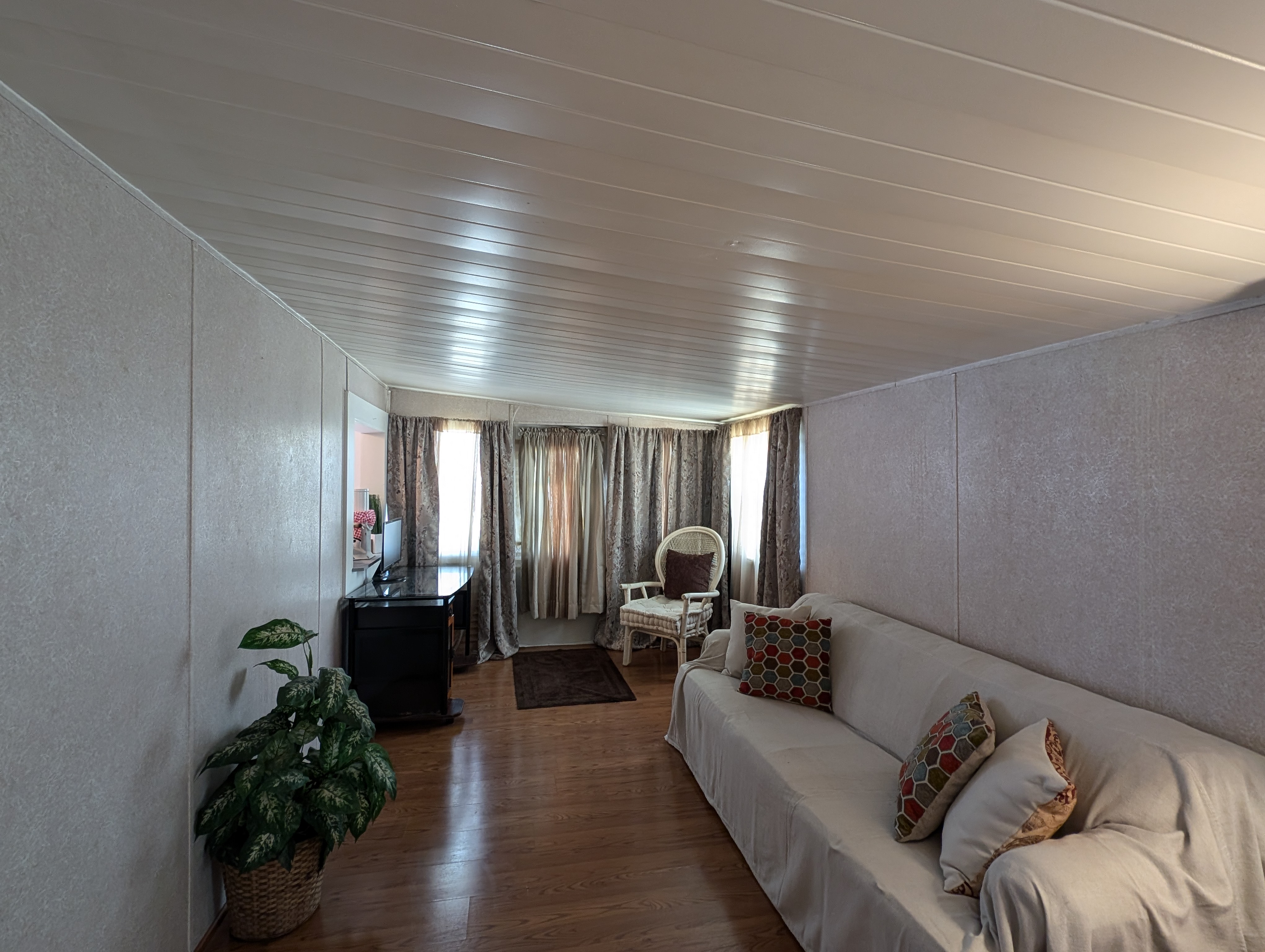 1731 Wheelhouse Circle, Lot 9, Ruskin, Florida 33570, 1 Bedroom Bedrooms, ,1 BathroomBathrooms,55-Plus Mobile Home,For Sale,Wheelhouse Circle, Lot 9,3984