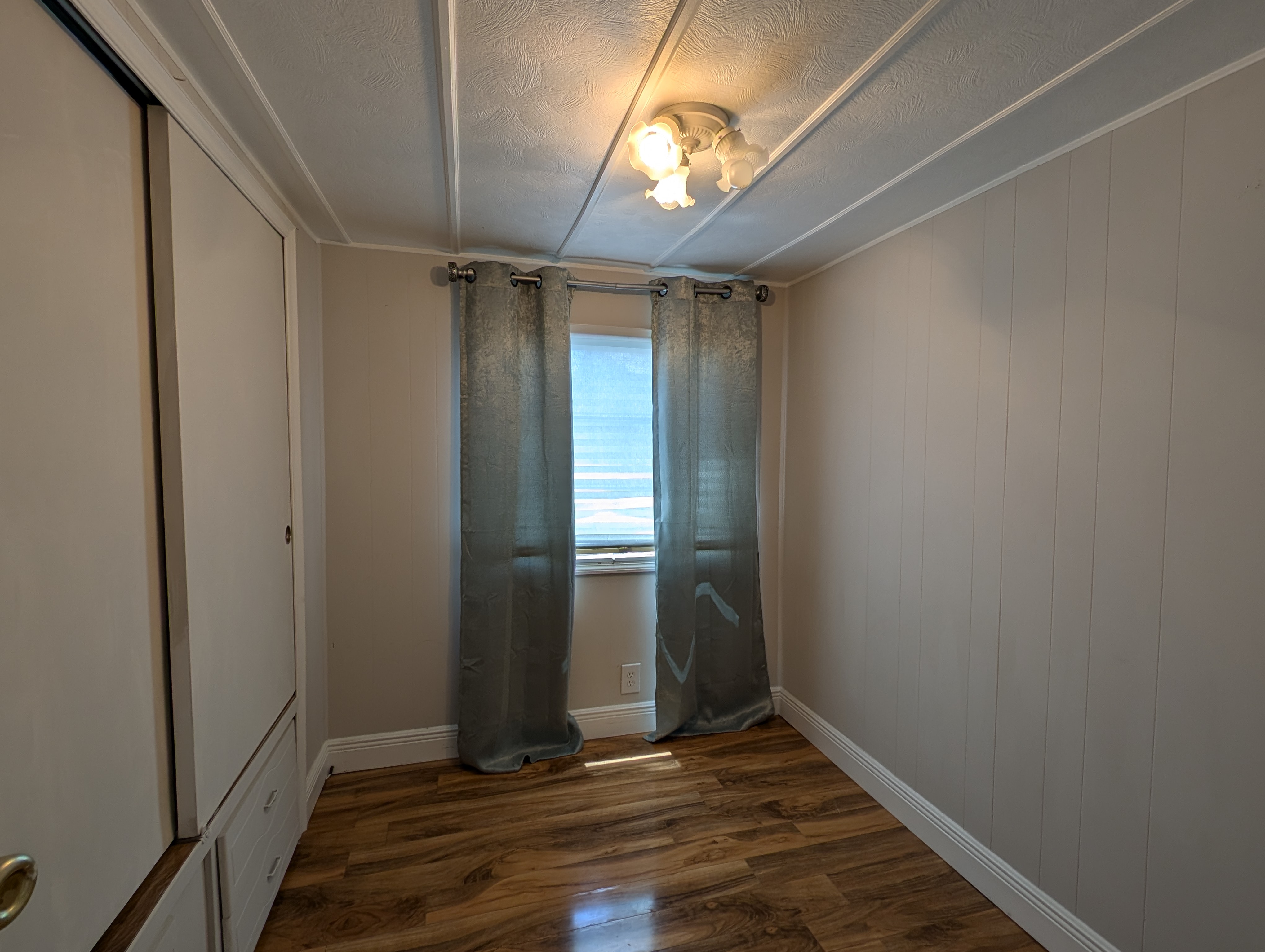 1731 Wheelhouse Circle, Lot 9, Ruskin, Florida 33570, 1 Bedroom Bedrooms, ,1 BathroomBathrooms,55-Plus Mobile Home,For Sale,Wheelhouse Circle, Lot 9,3984