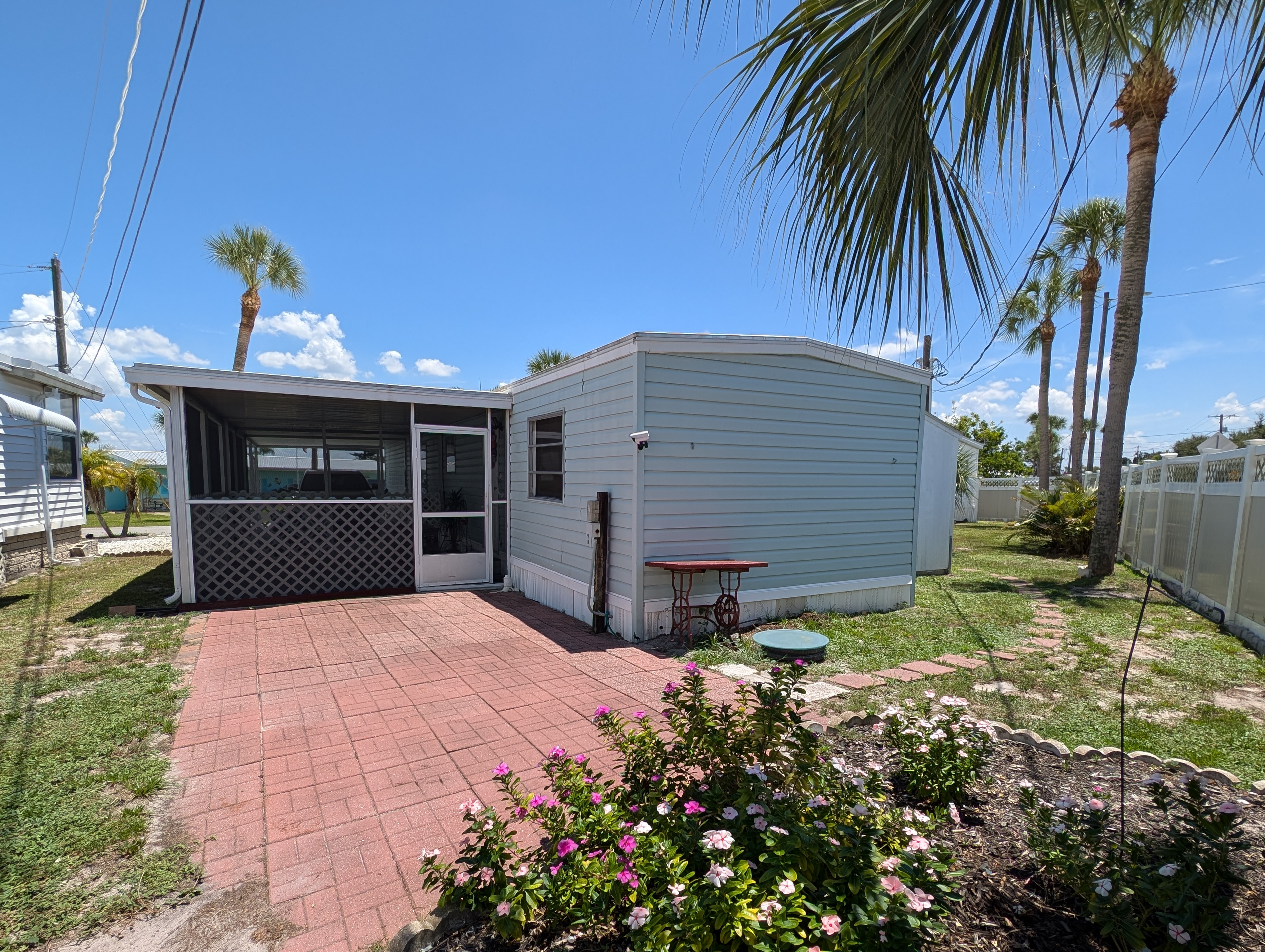 1731 Wheelhouse Circle, Lot 9, Ruskin, Florida 33570, 1 Bedroom Bedrooms, ,1 BathroomBathrooms,55-Plus Mobile Home,For Sale,Wheelhouse Circle, Lot 9,3984