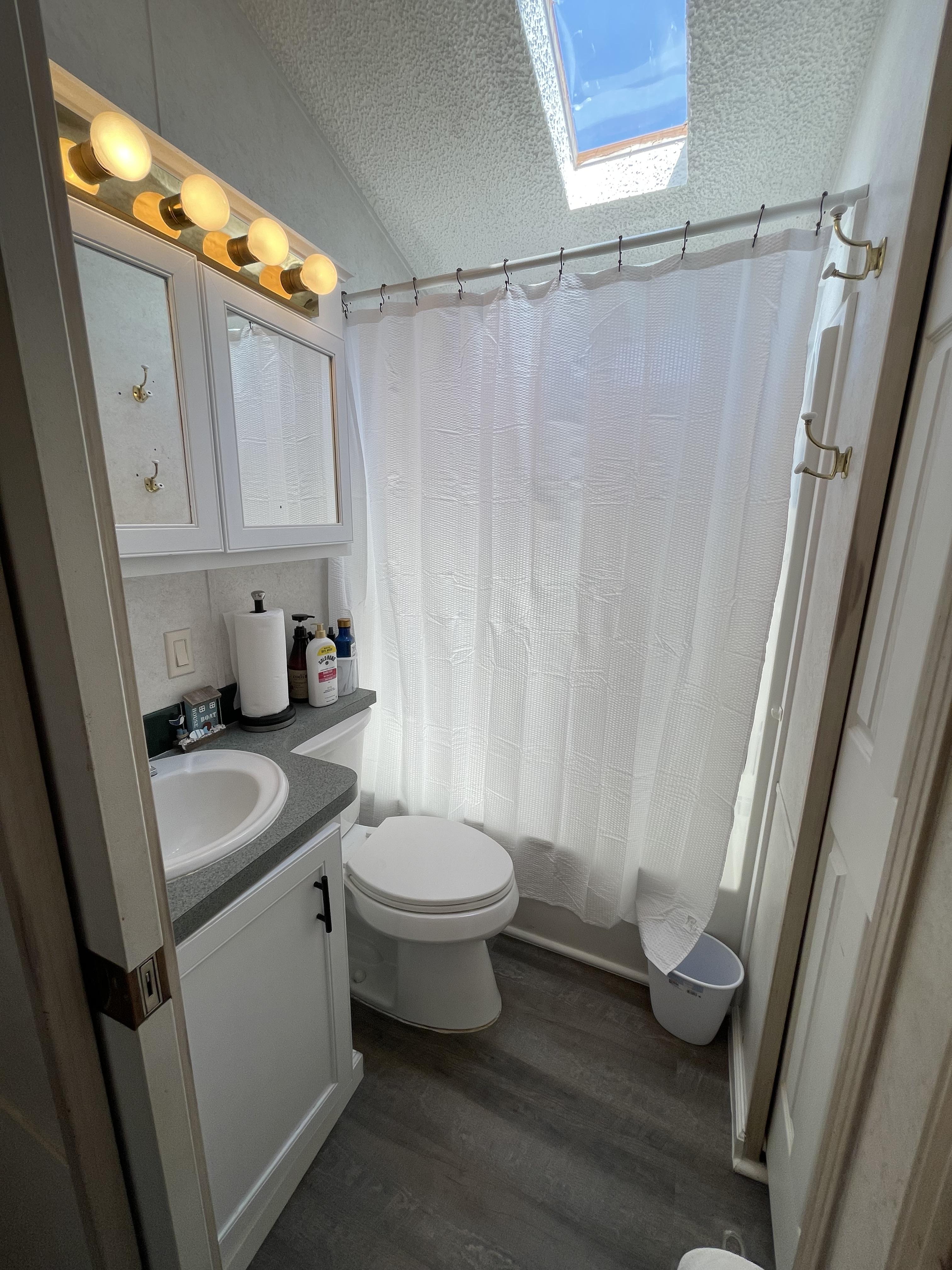 11911 66th St N, Lot 206, Largo, Florida 33773, 1 Bedroom Bedrooms, ,1 BathroomBathrooms,55-Plus Mobile Home,For Sale,66th St N, Lot 206,3986