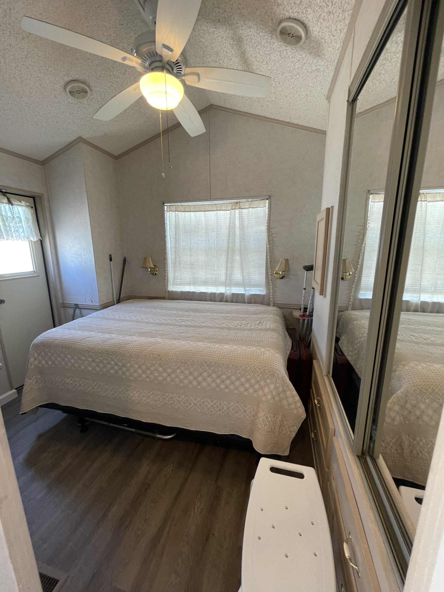11911 66th St N, Lot 206, Largo, Florida 33773, 1 Bedroom Bedrooms, ,1 BathroomBathrooms,55-Plus Mobile Home,For Sale,66th St N, Lot 206,3986