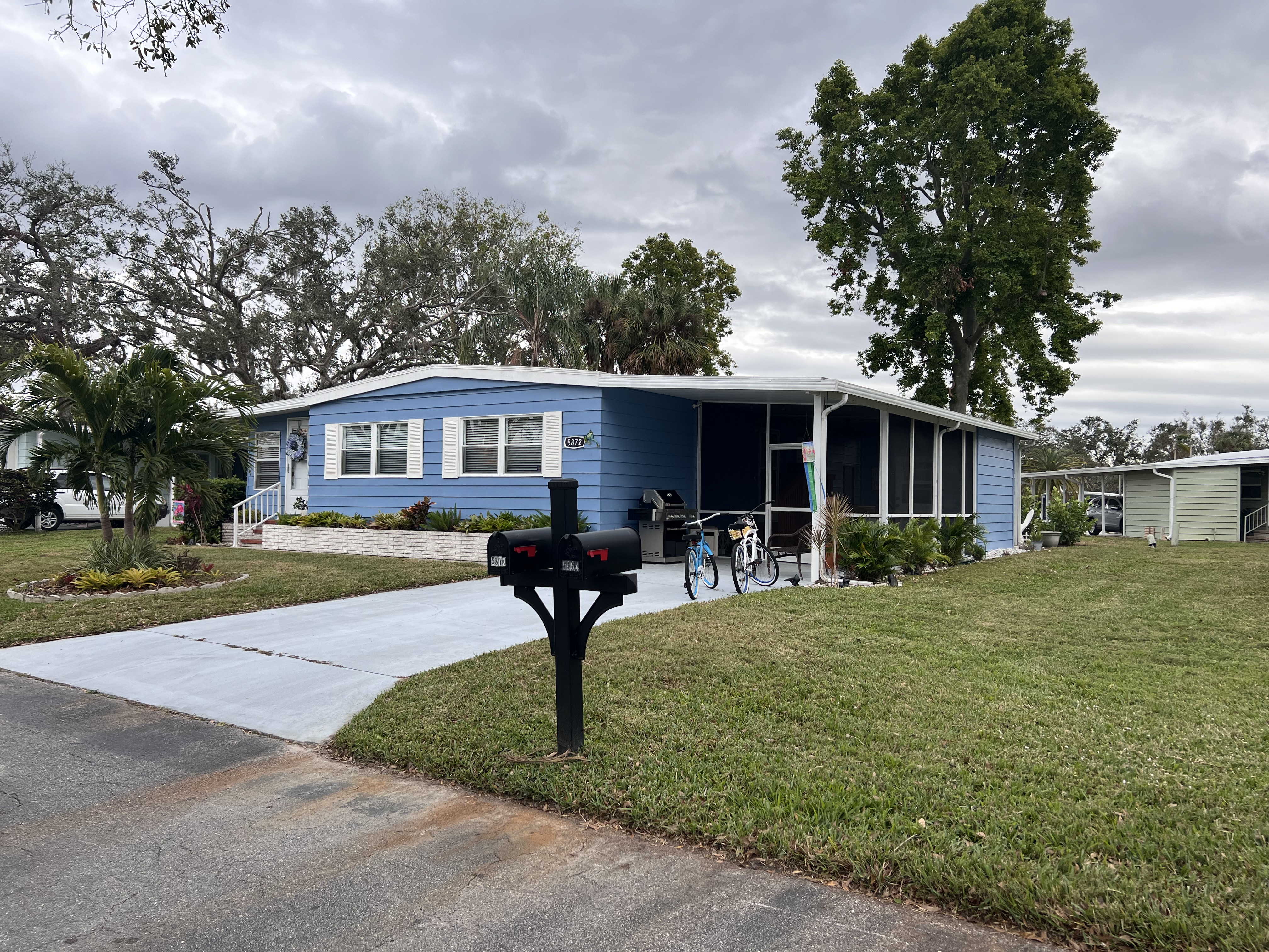 5872 Camelot Drive South, Lot 208, Sarasota, Florida 34233, 2 Bedrooms Bedrooms, ,2 BathroomsBathrooms,55-Plus Mobile Home,For Sale,Camelot Drive South, Lot 208,3988